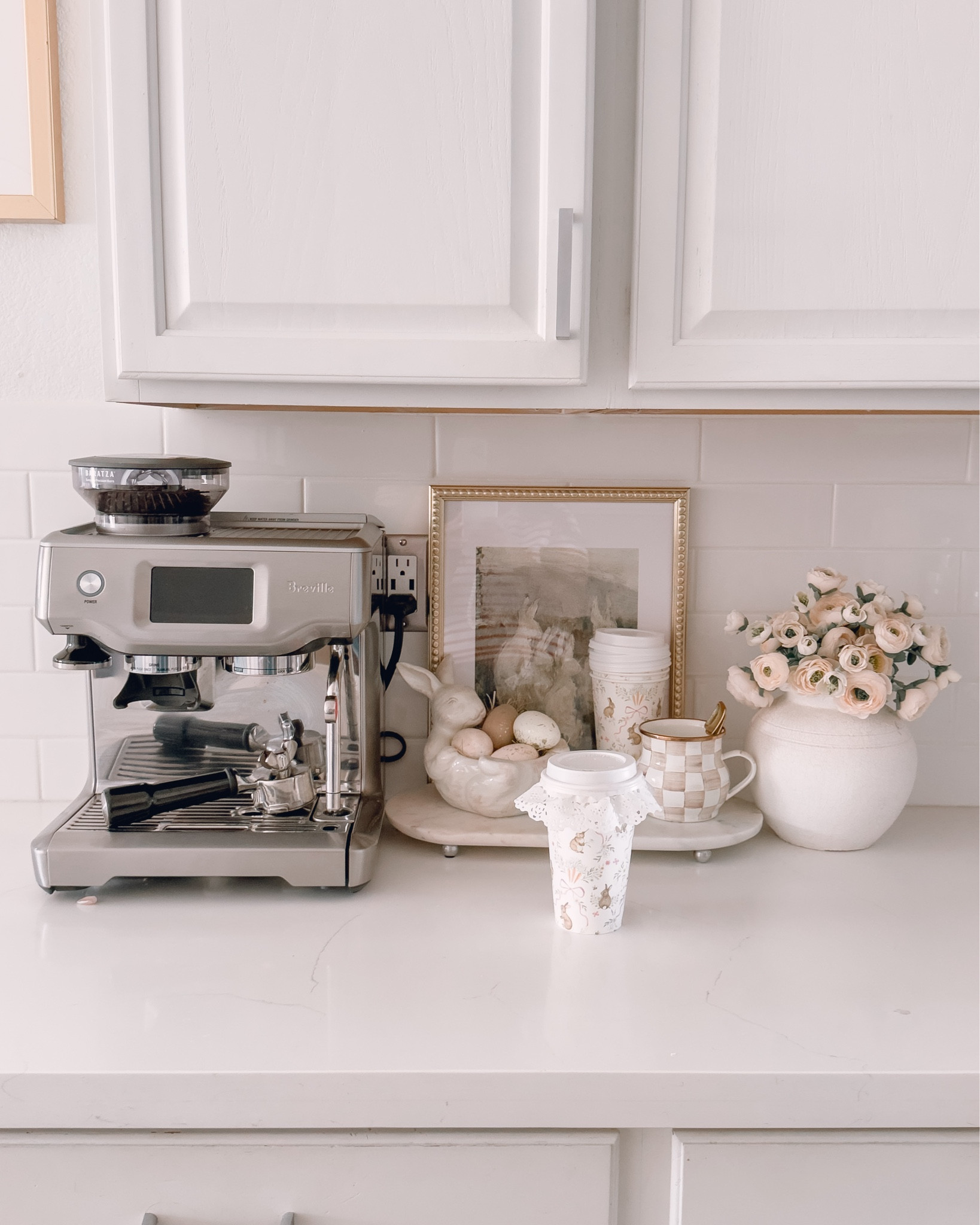 Sweet little touches make a house feel like home 🤍

#LTKmomlife #LTKSeasonal #LTKmorningroutine