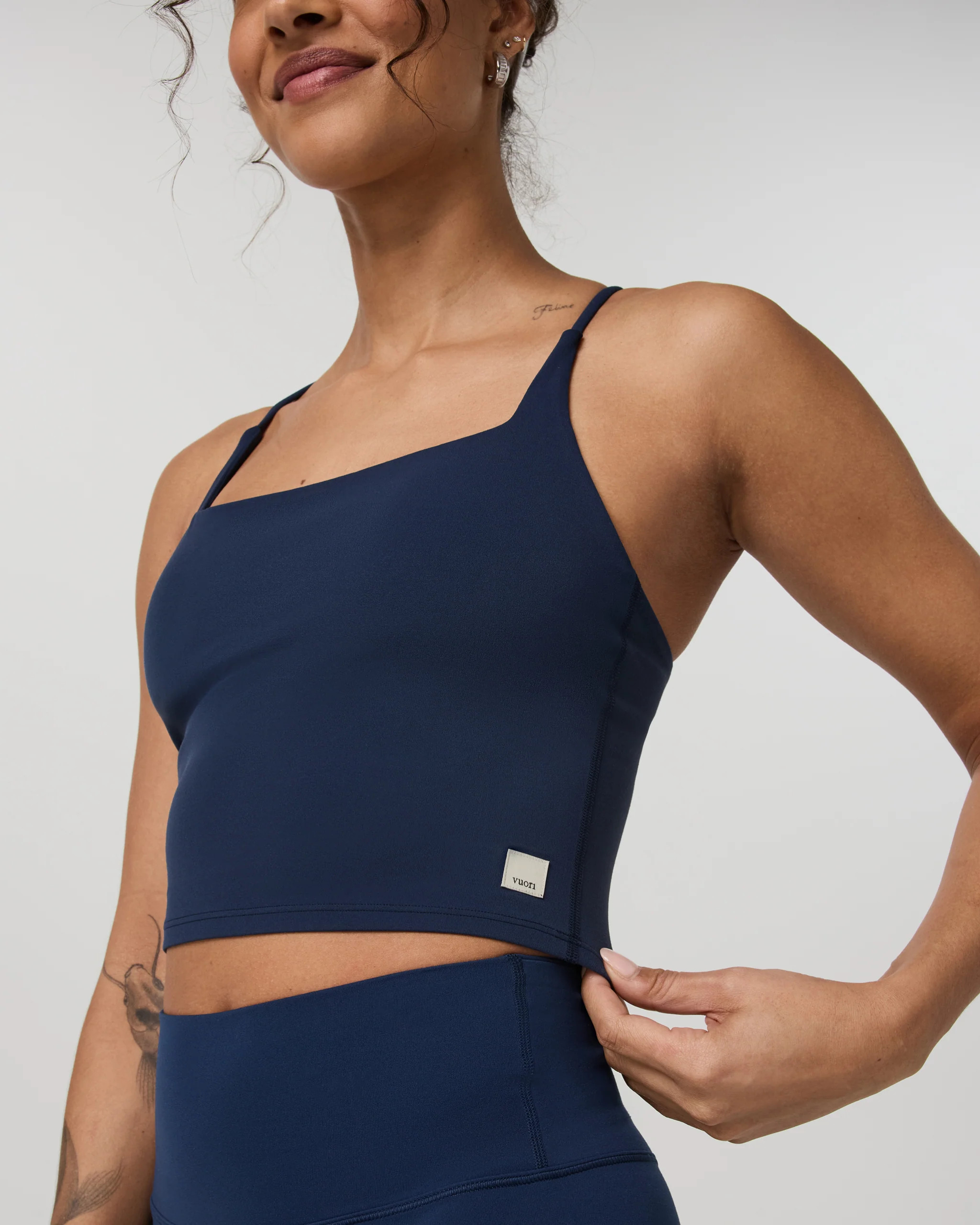 Vuori AllTheFeels™ Strappy Back Tank – Women's Blue Coast Tank Top | Vuori Clothing (US & Canada)
