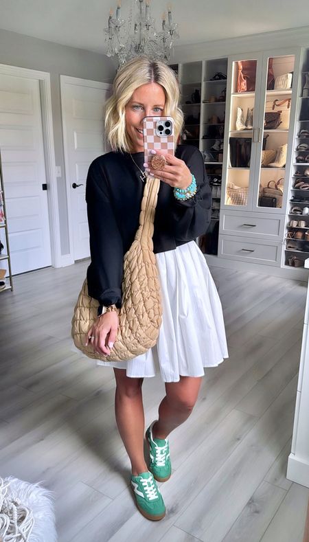 This oversized sweatshirt dress is only $19.99 right now! Comes in several colors too!!!
Dress size small (wearing shorts underneath)
Sneakers TTS

#LTKfindsunder50 #LTKsalealert #LTKstyletip