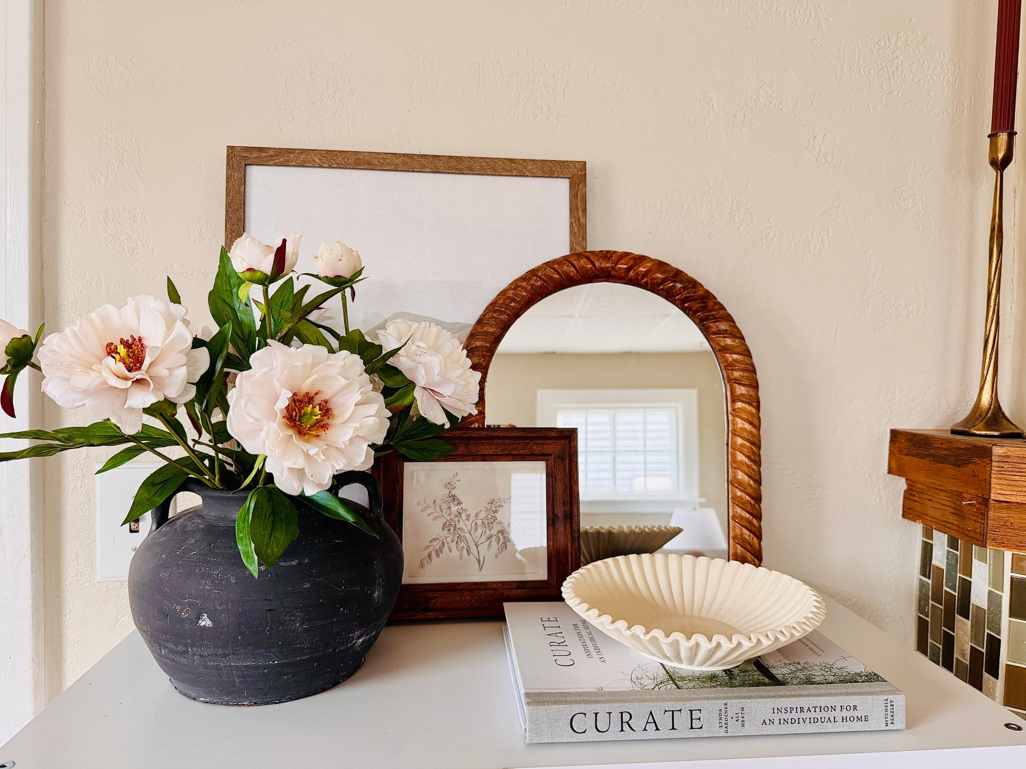 A little refresh in my family room corner 🌸 Loving these peonies and they have that real touch feel ❤️ 

4 stems used

#homedecor #greenery #florals #homestyling 

#LTKSeasonal #LTKHome #LTKFindsUnder50