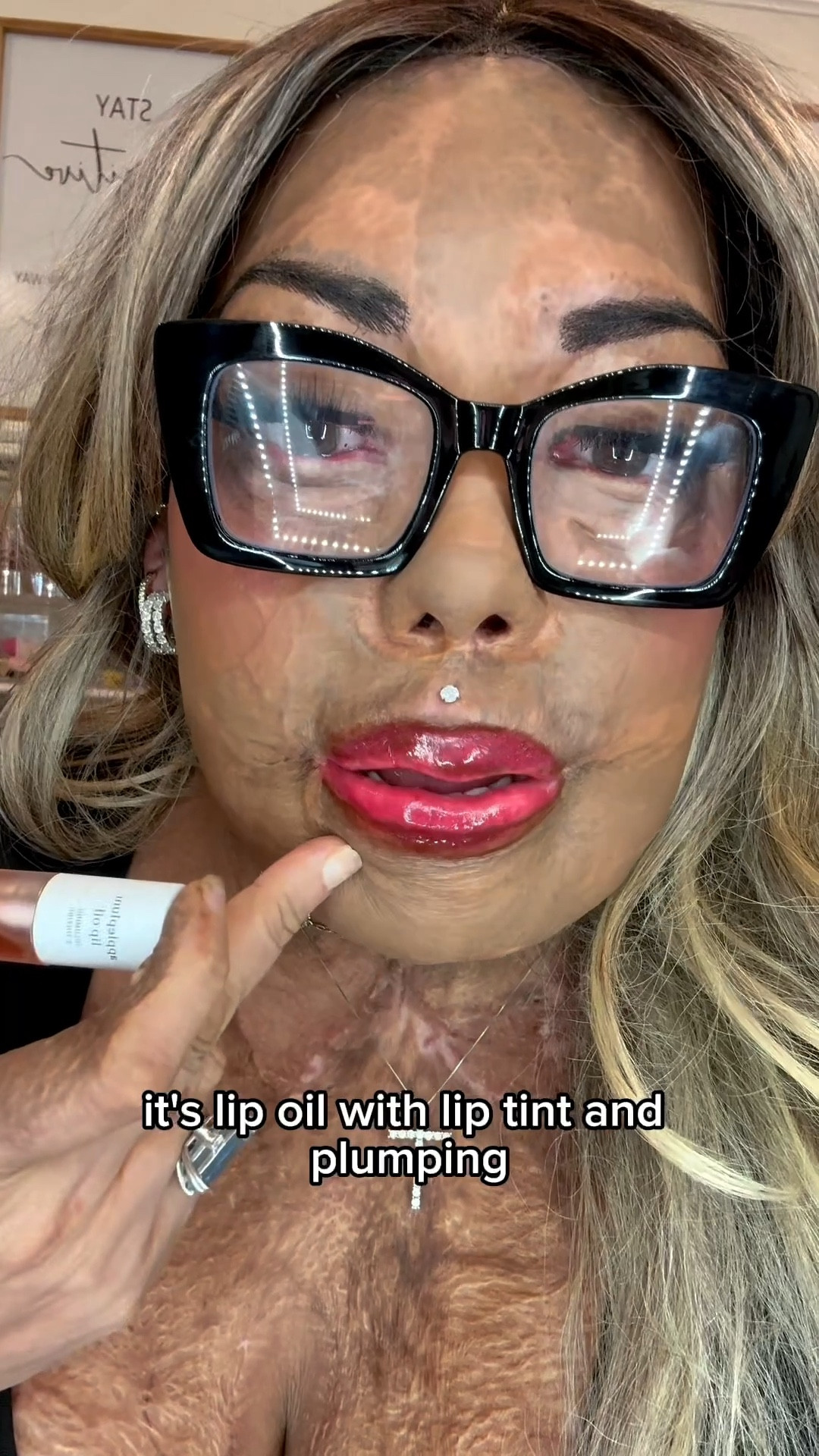 Nooni lip oil is glossy, plumping and stain your lip. Perfect for going out to dinner because it doesn’t wear off while eating.✨

#lipoil #lipstain #lipgloss #plumping #lipstick

#LTKBeauty #LTKOver40