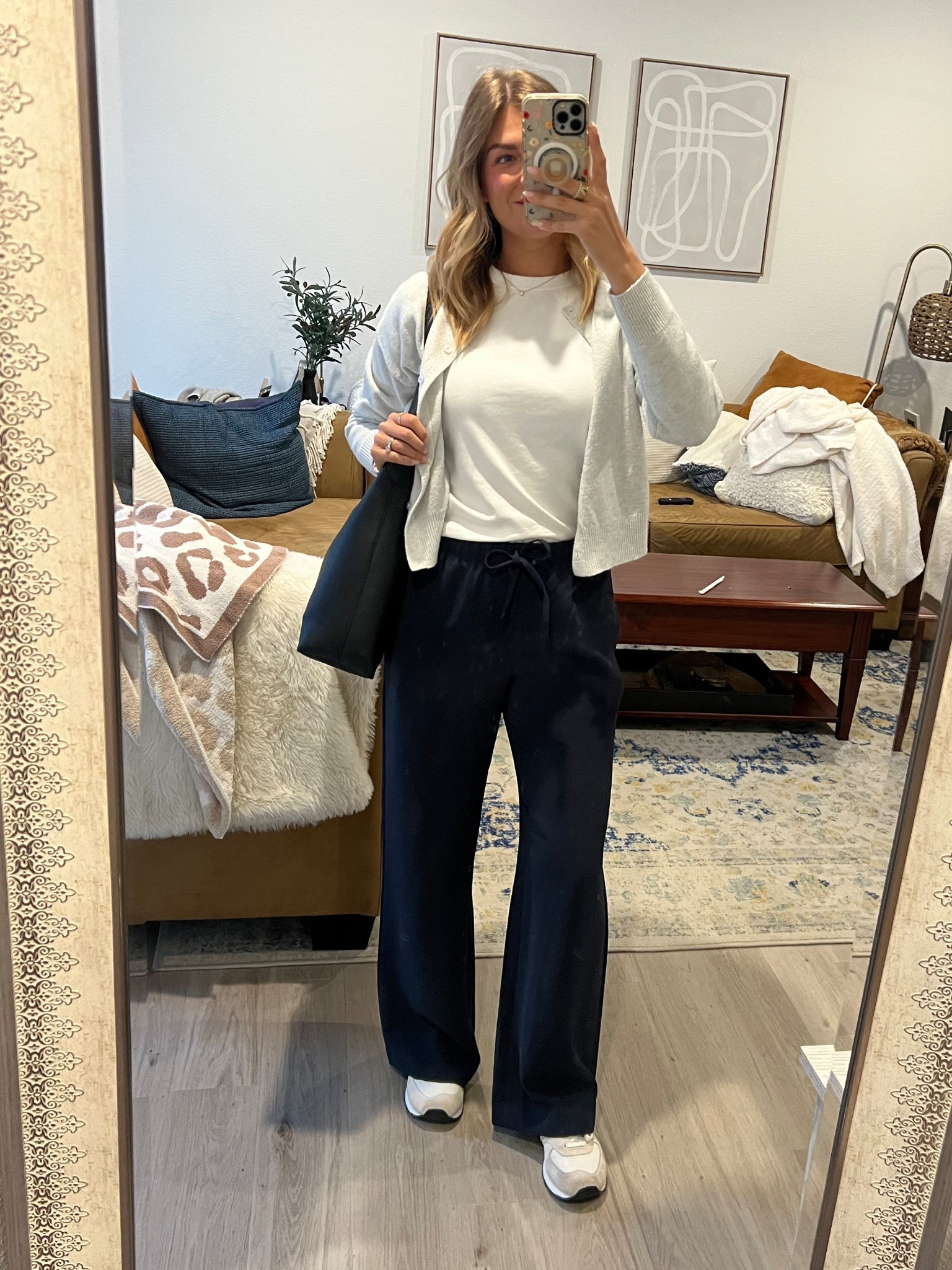 The best work pants! They have an elastic waistband, pockets, and they’re a crepe material so they don’t wrinkle! 

I also love this cardigan - it’s perfect for layering!

Tee - small
Cardigan - small
Pants - small



#LTKWorkwear #LTKFindsUnder50 #LTKStyleTip