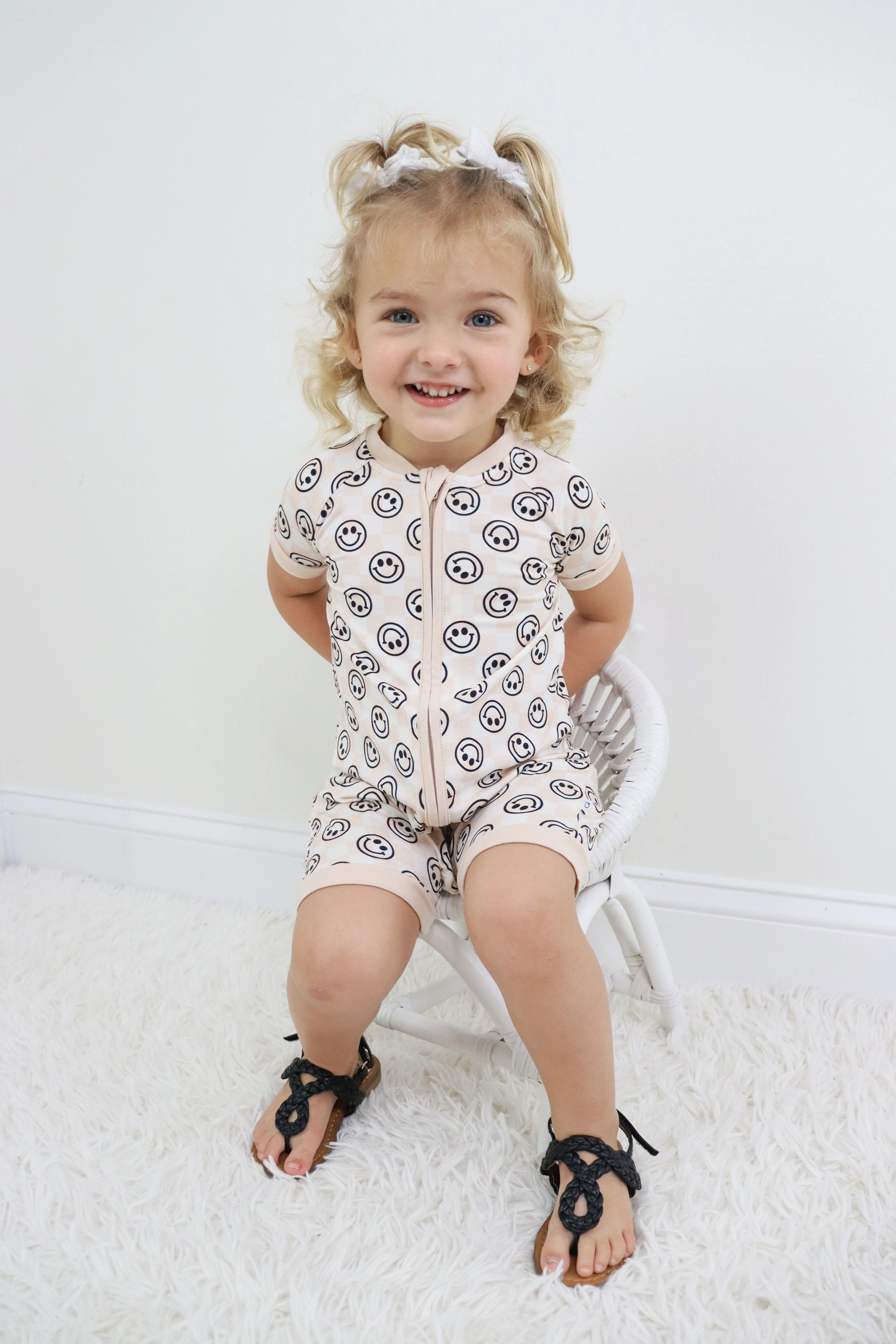 SANDY SMILES CHECKERS DREAM SHORTIE | Dream Big Little Co.