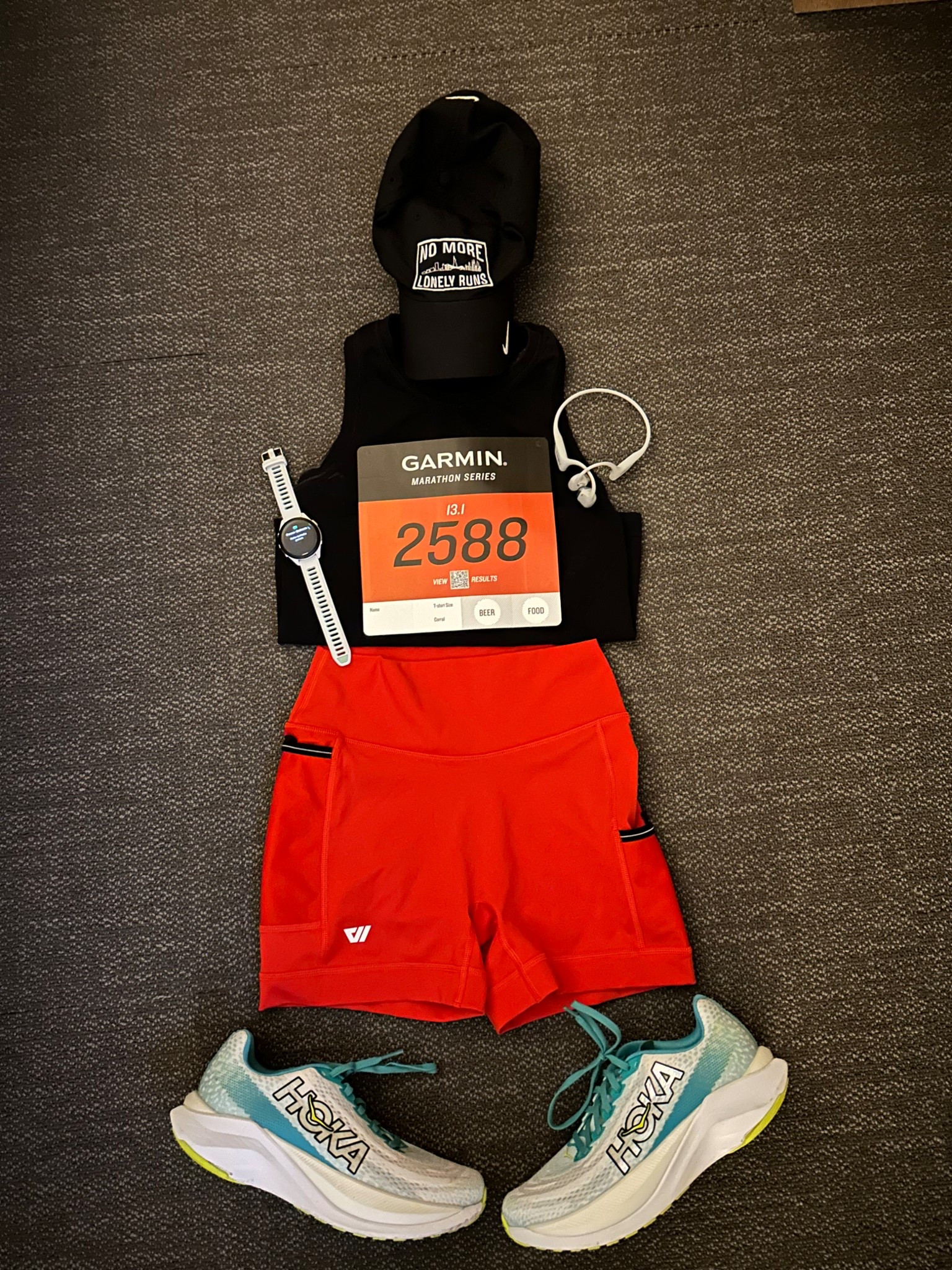 Race day outfit! Code for the shorts is runswithmal for 20% off!

#LTKfitnessgoals #LTKActive