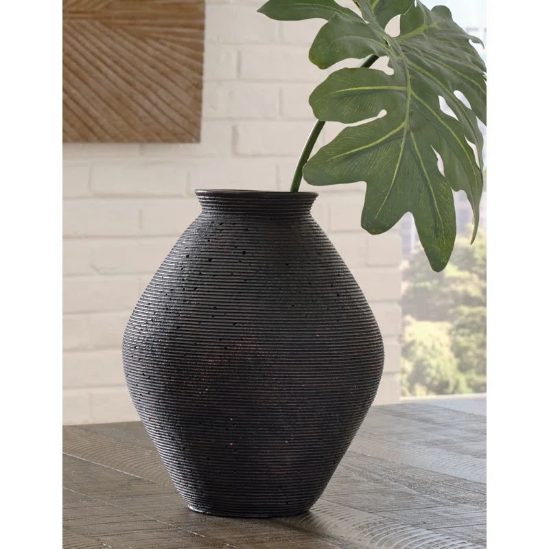 Kelly Clarkson Home Anderson Metal Table Vase & Reviews | Wayfair | Wayfair North America