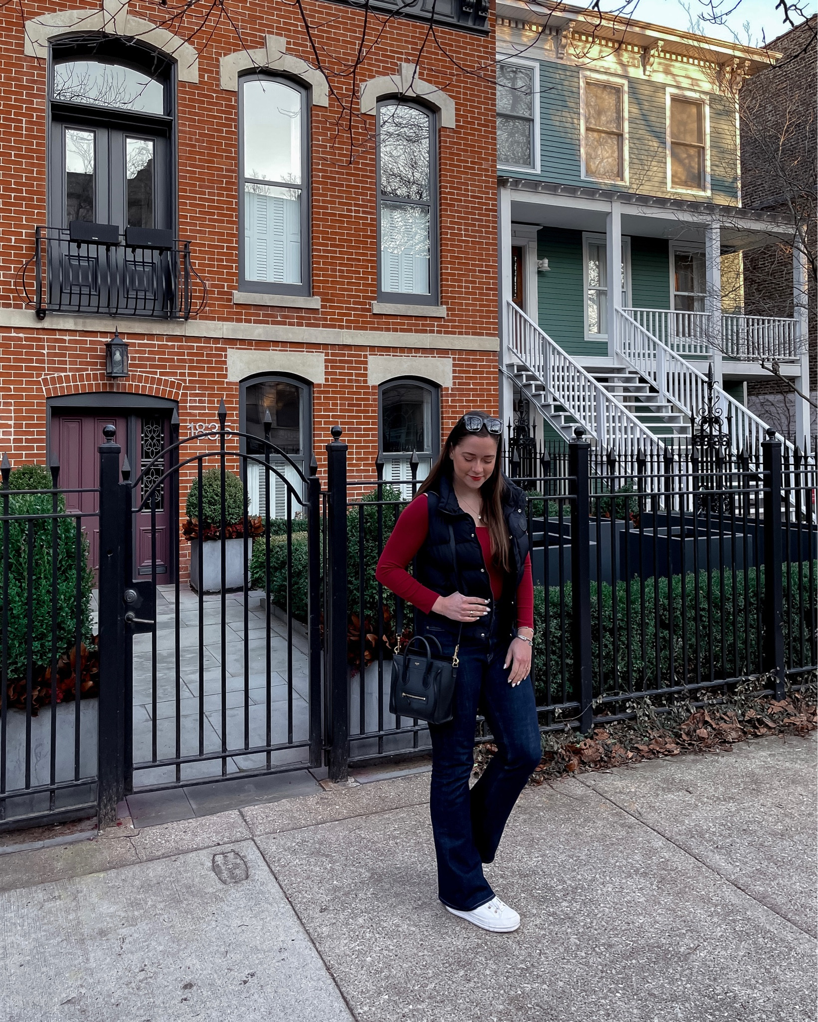 baby let the games begin 🏈✨♥️

Super Bowl, kansas city chiefs, bodysuit, winter style, puffer vest, dark wash jeans, chicago blogger, chicago style, celine bag 

#LTKfindsunder100