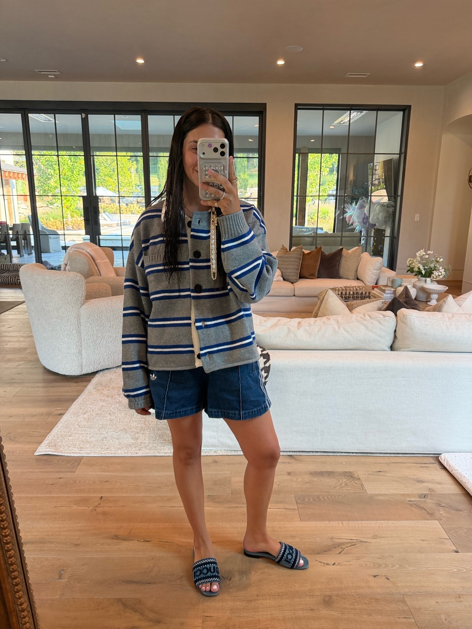 Cardigan: medium 
Shorts(ON SALE): medium 

Dressupbuttercup.com #dressupbuttercup #dederaad

#LTKgrwm #LTKmomlife #LTKSeasonal