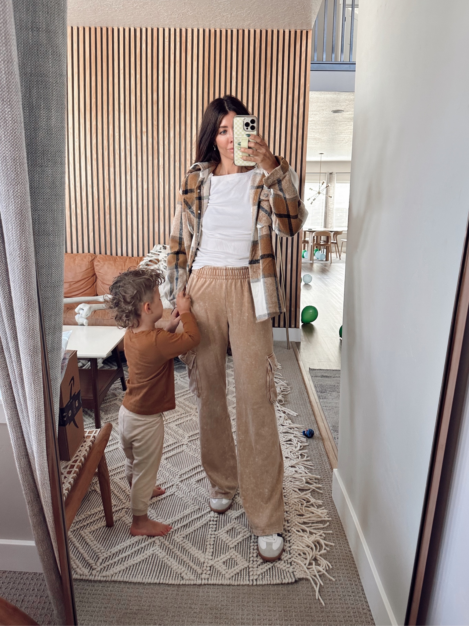 Fall casual look! I got the size extra small in sweatpants and small in tee! #casuallook #falllook #shacket #cargopants 

#LTKfindsunder50 #LTKSeasonal #LTKfindsunder100