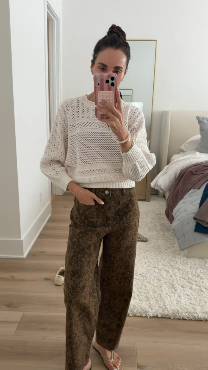 I'm wearing size 2 in jeans and S in sweater.

#LTKootd #LTKOver40