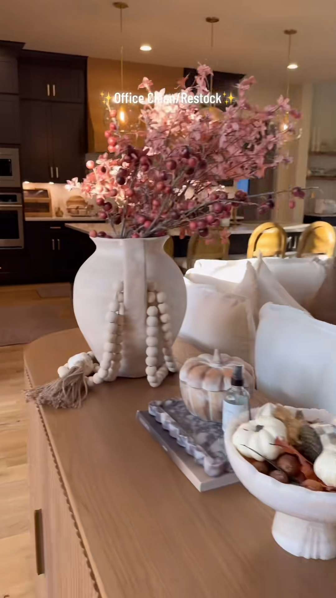 Took me a couple days but I did it!! Clean & restock my office w/ me!! 💻🧽🫧✨#clean #CleanTok #satisfying #satisfyingcleaning #cleanwithme
#cleaningmotivation #cleaningtips
#cleanhome #organized #organizedhome #officeclean #deepclean #speedclean #asmr #momtok #sahm  

 

#LTKHome #LTKFindsUnder50 #LTKFindsUnder100