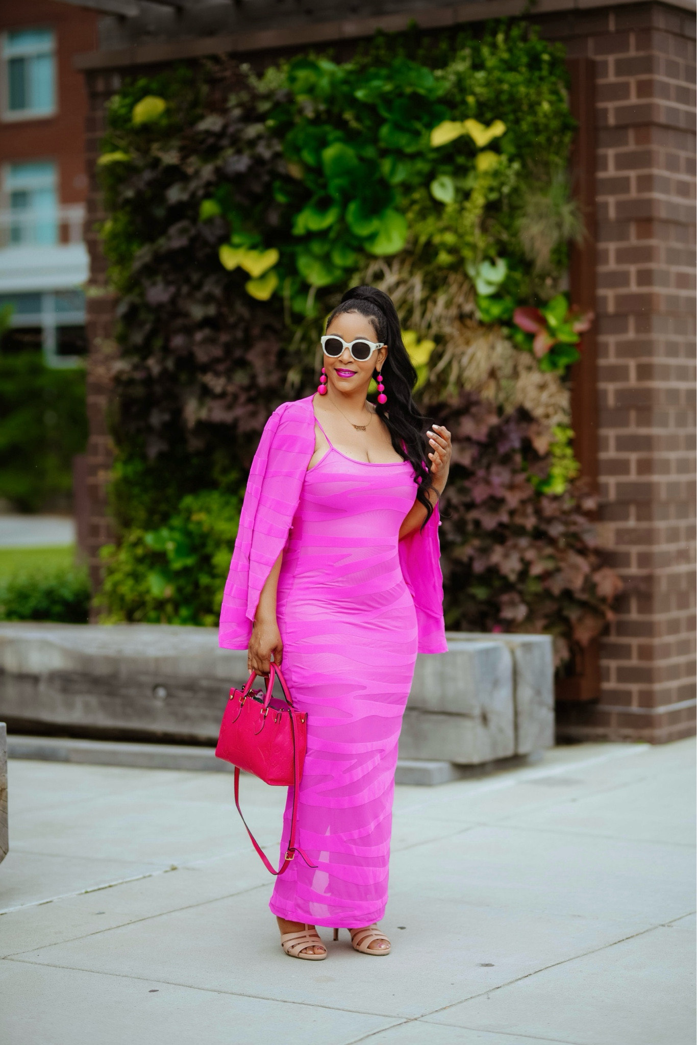 Hello June! Always super excited for my birthday month, the start of summer, and summer travel plans 💃🏽 #hellojune #junebabies #cancergang 


#LTKFindsUnder50 #LTKOver40 #LTKSeasonal