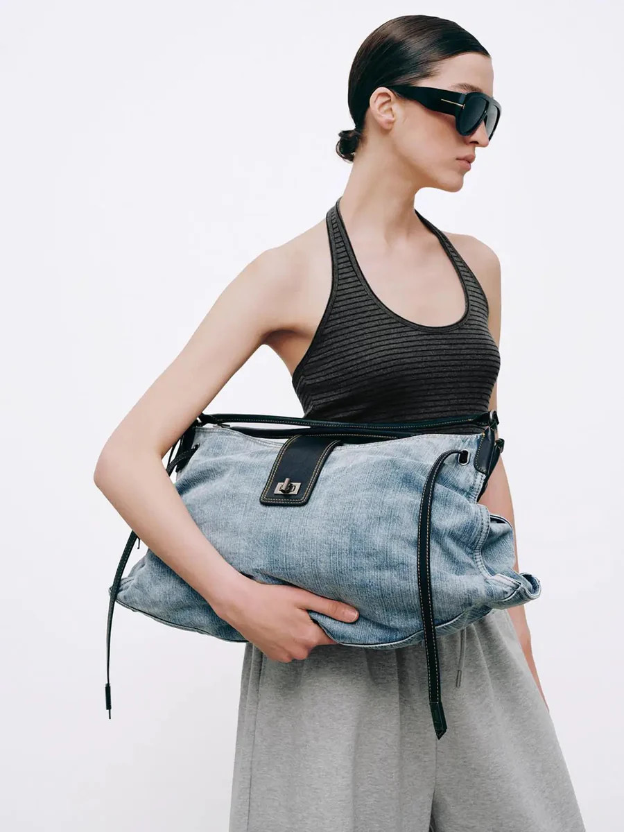Oversized Gradient Shoulder Bags | Urban Revivo