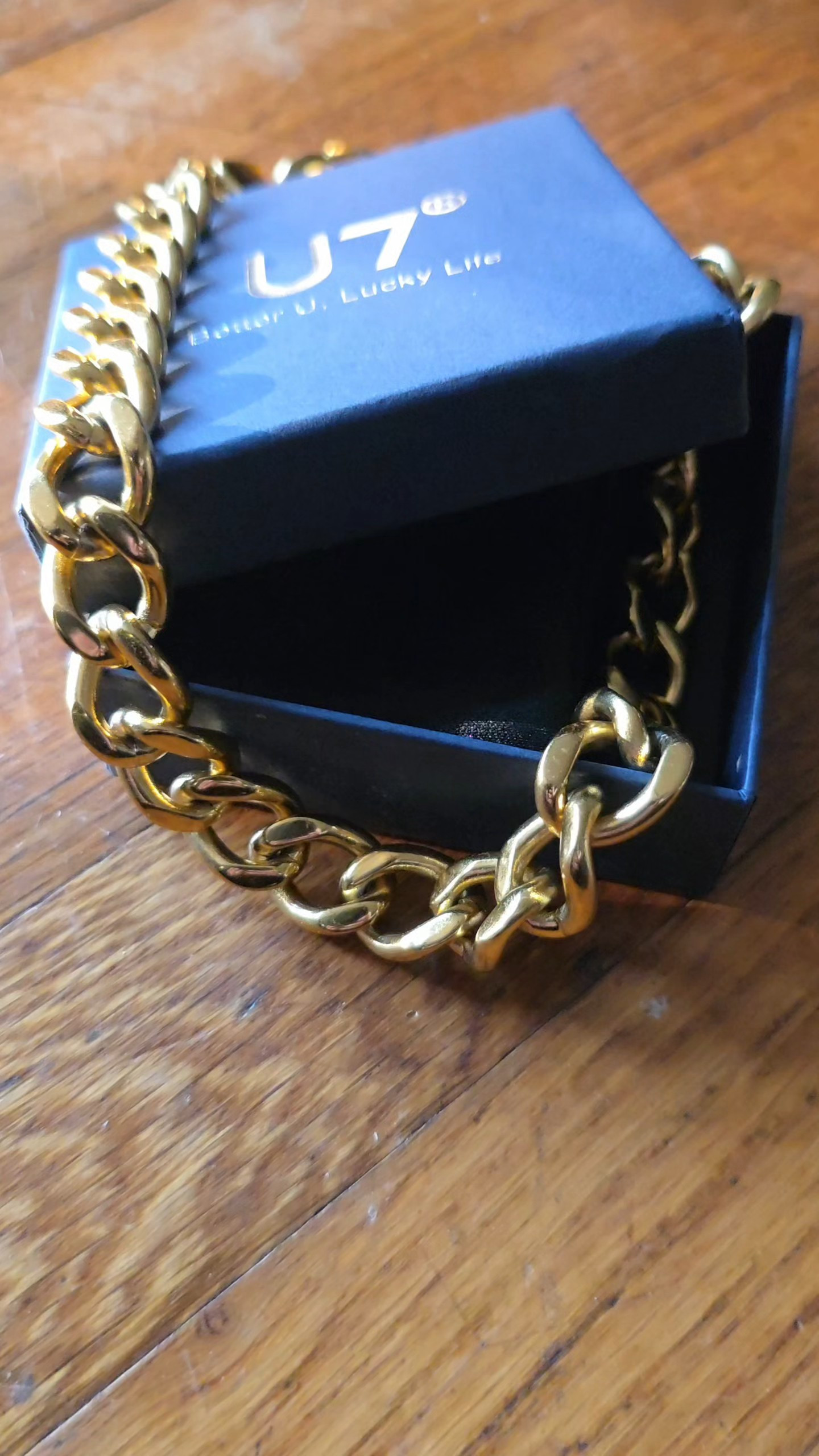 I love a chunky chain necklace and this one is not only on trend, but is so luxe! Jewelry, Cuban chain, necklace, trendy jewelry, gift idea, gift ideas, Christmas, Christmas gifts, Amazon finds, Amazon jewelry, on trend, accessories 

#LTKGiftGuide #LTKHoliday #LTKFindsUnder50