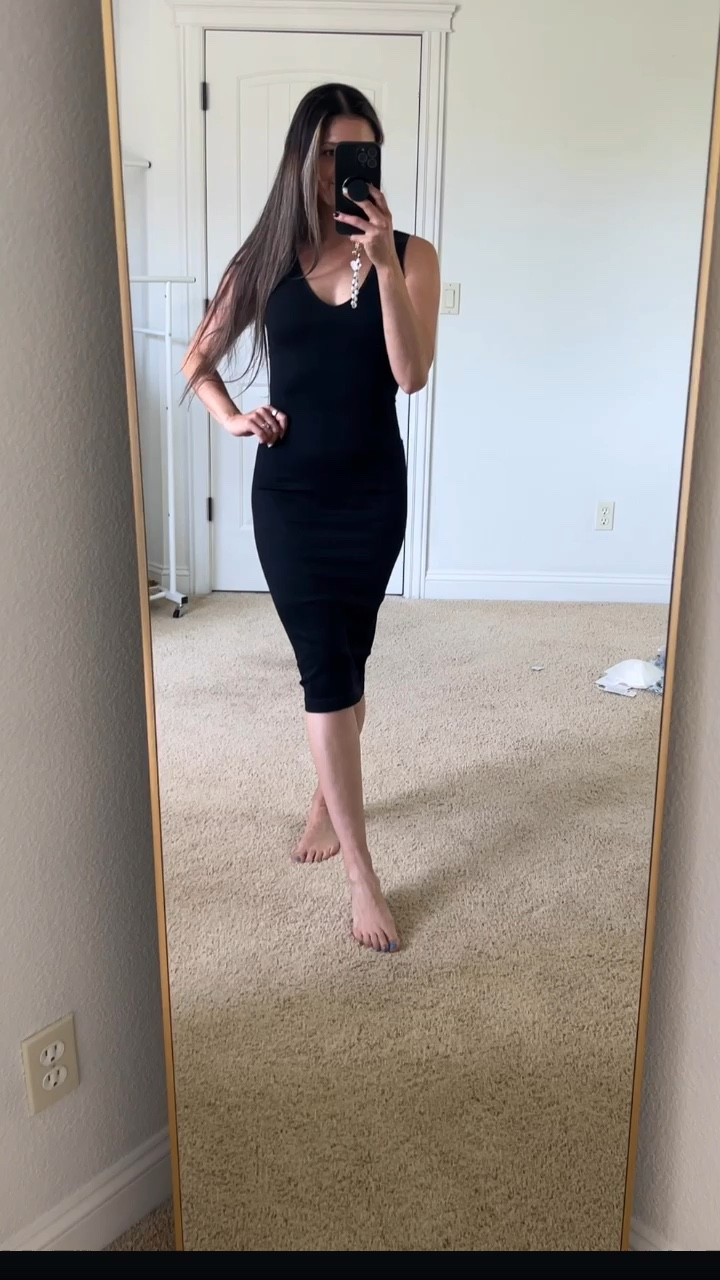 Wardrobe staple! This little black dress can easily go from day to night and it gave me curves I never knew existed😂 5’6 125lb wearing a size small!

#LTKWorkwear #LTKFindsUnder100