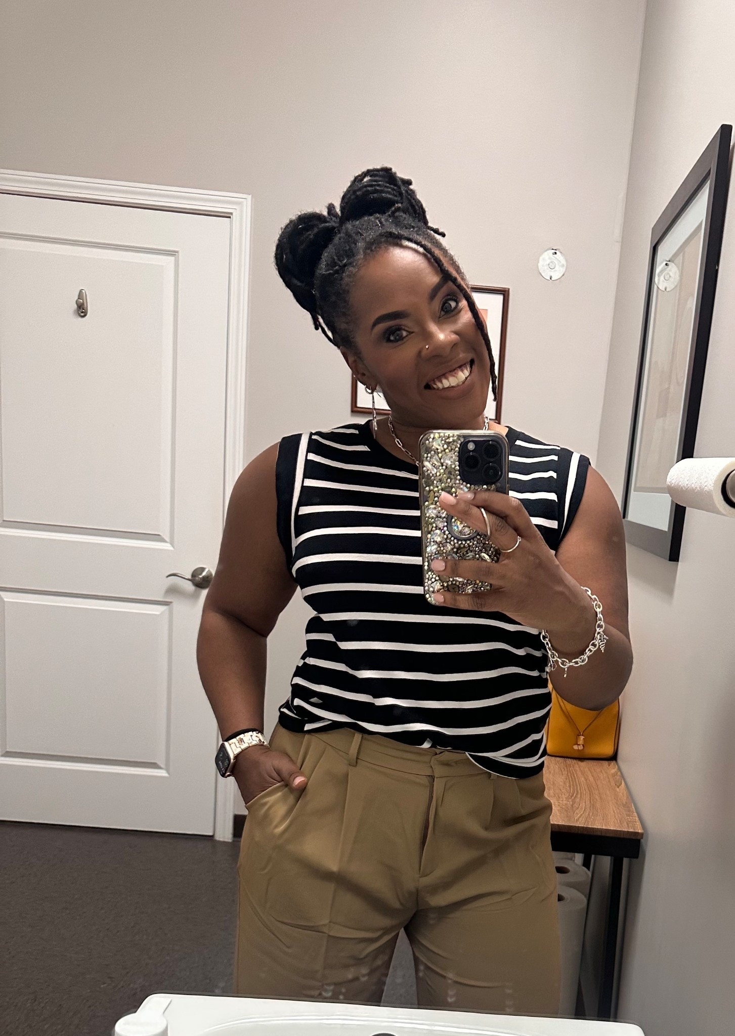 A bathrooms mirror hates to see me coming but look how versatile this top is! Literally an Amazon fave! Wearing a medium

#LTKStyleTip #LTKWorkwear #LTKFallSale