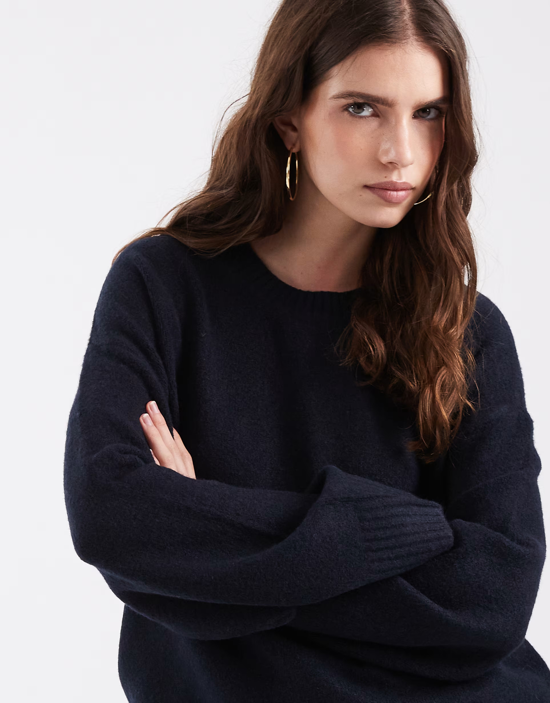 Vero Moda overszied knitted o-neck jumper in navy | ASOS (Global)