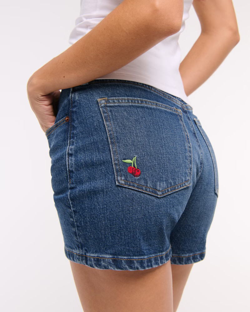 Curve Love High Rise 4" Mom Short | Abercrombie & Fitch (US)