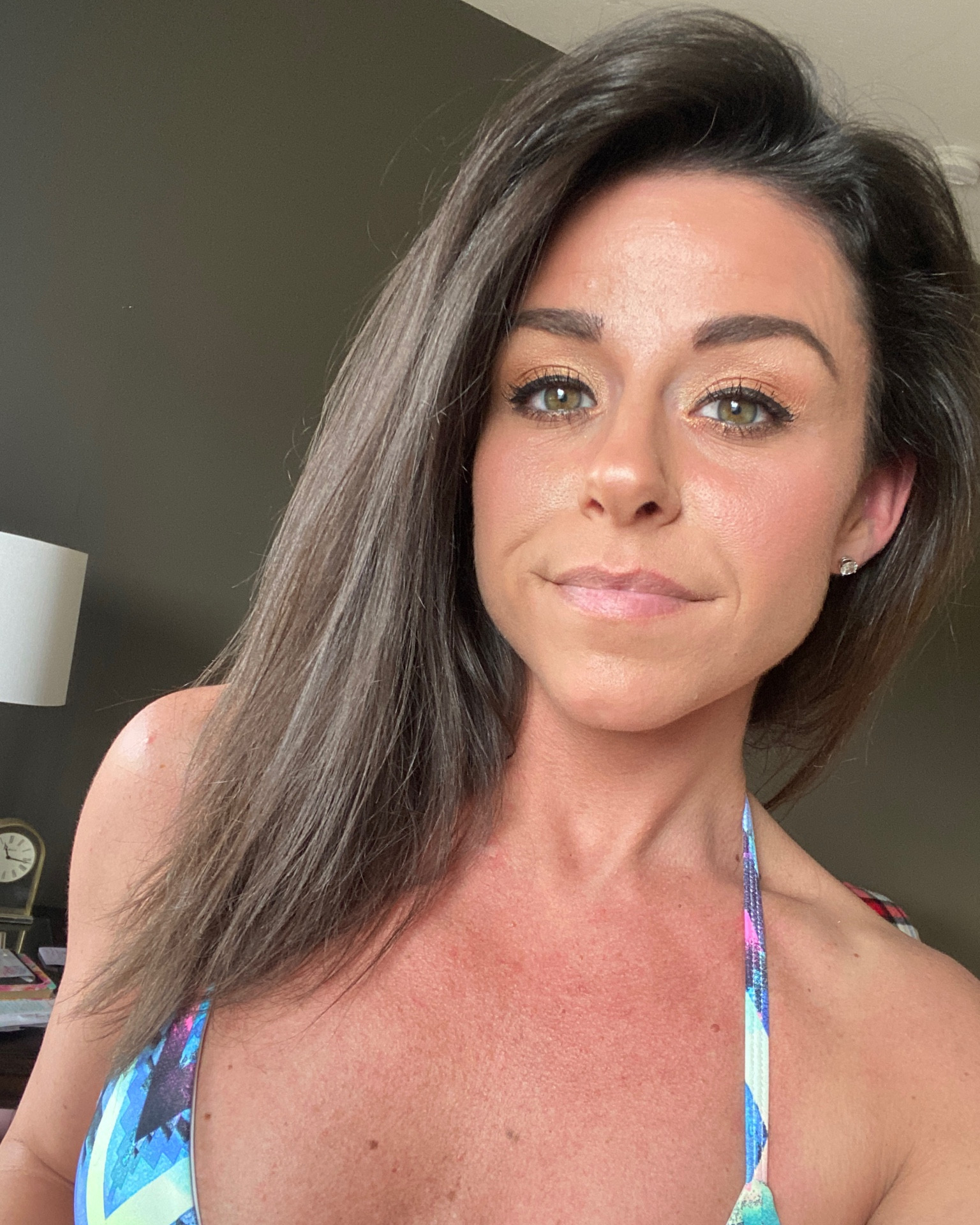 My go to makeup look. Im obsessed with the Tarte Toasted eyeshadow pallet. And Bare Minerals is always my go to foundation 

#LTKbeauty #LTKSpringSale #LTKMostLoved