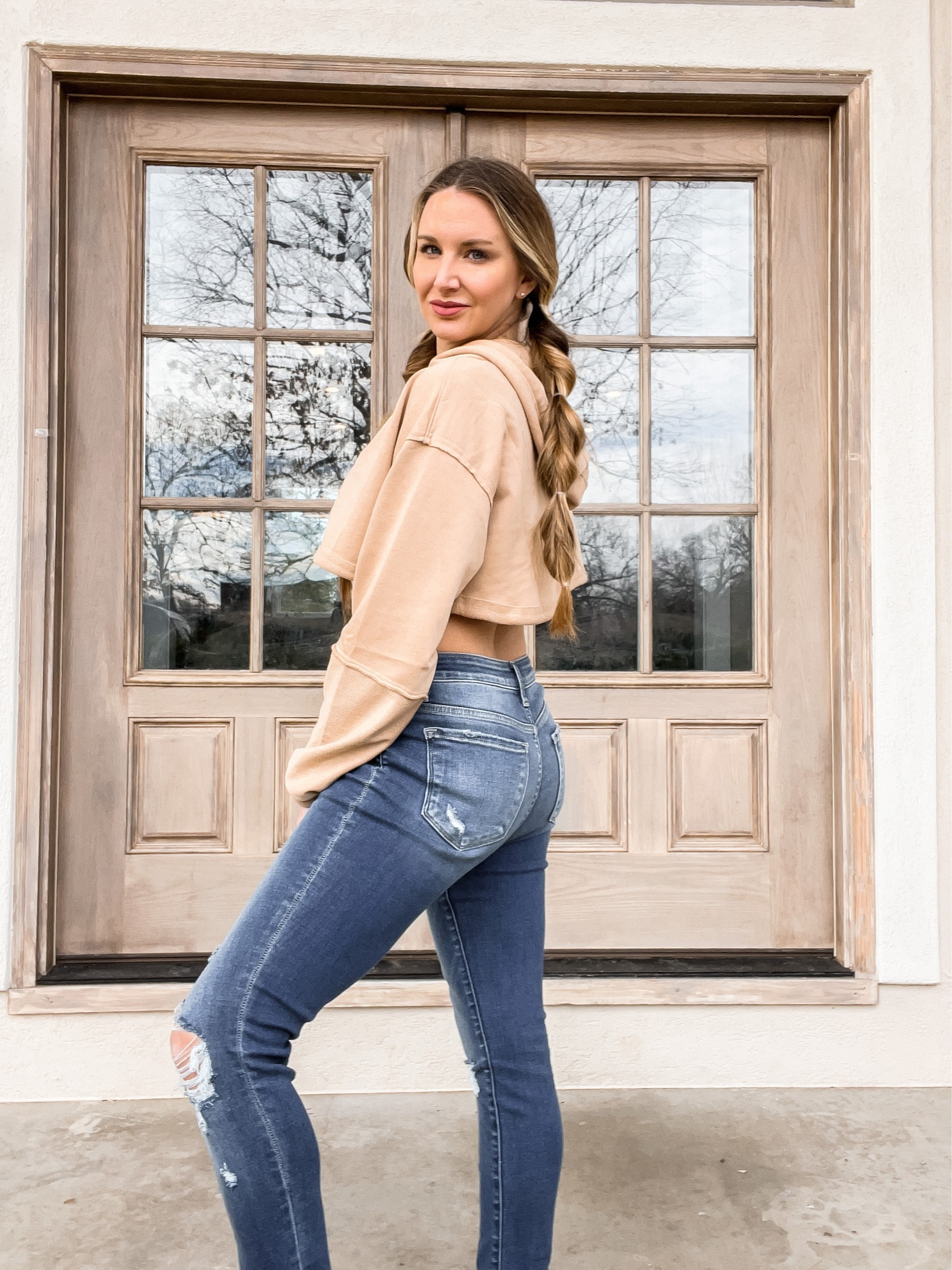 Crop top sweater 

#LTKtravel #LTKFind #LTKstyletip