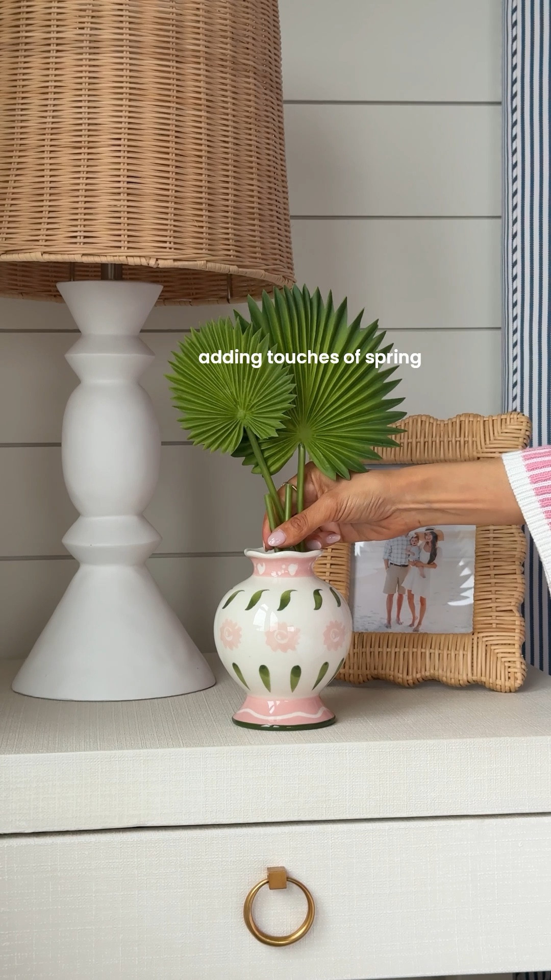 Cutest bud vase! Fill with flowers or palm fronds for a coastal feel 🤍

#targetfinds #springhomefinds #homedecor

#LTKHome