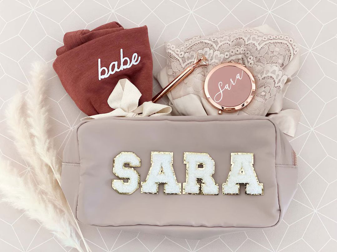 Personalized Make up Bags Women Bachelorette Party Favors Gifts for Women Friends Teens Large Pou... | Etsy (US)