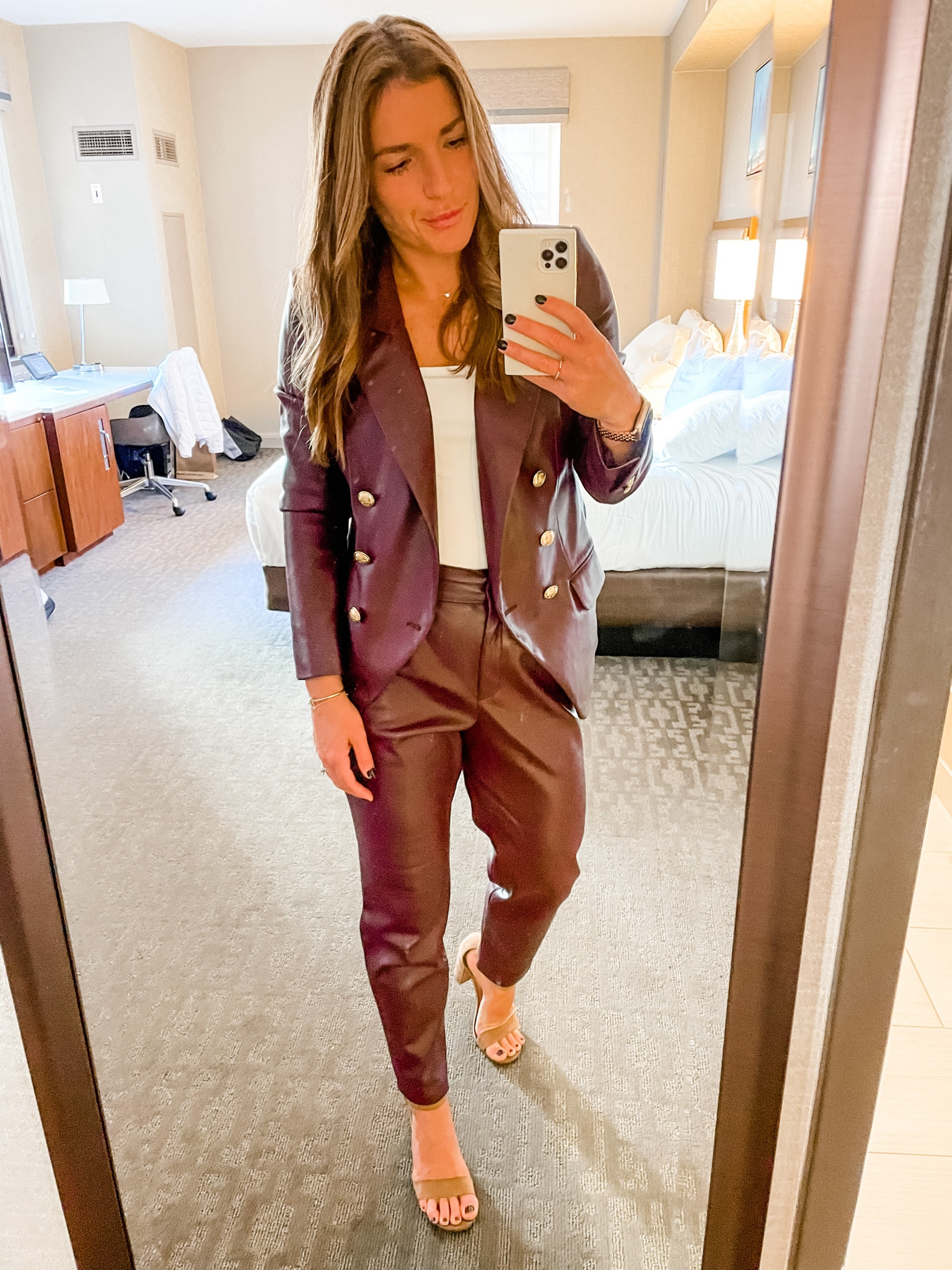 Boss B vibes✌🏼 I found the PERFECT fall suit and rocked it at a recent presentation! I got so many compliments on it and it was so comfortable to wear all day and night. Run, don’t walk!! Express is having a 40% off everything sale now! 

#LTKSeasonal #LTKsalealert #LTKworkwear