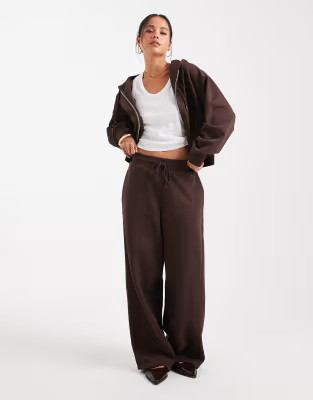 Home› Women› Loungewear› Joggers› ASOS DESIGN oversized barrel leg brushback jogger with ... | ASOS (Global)