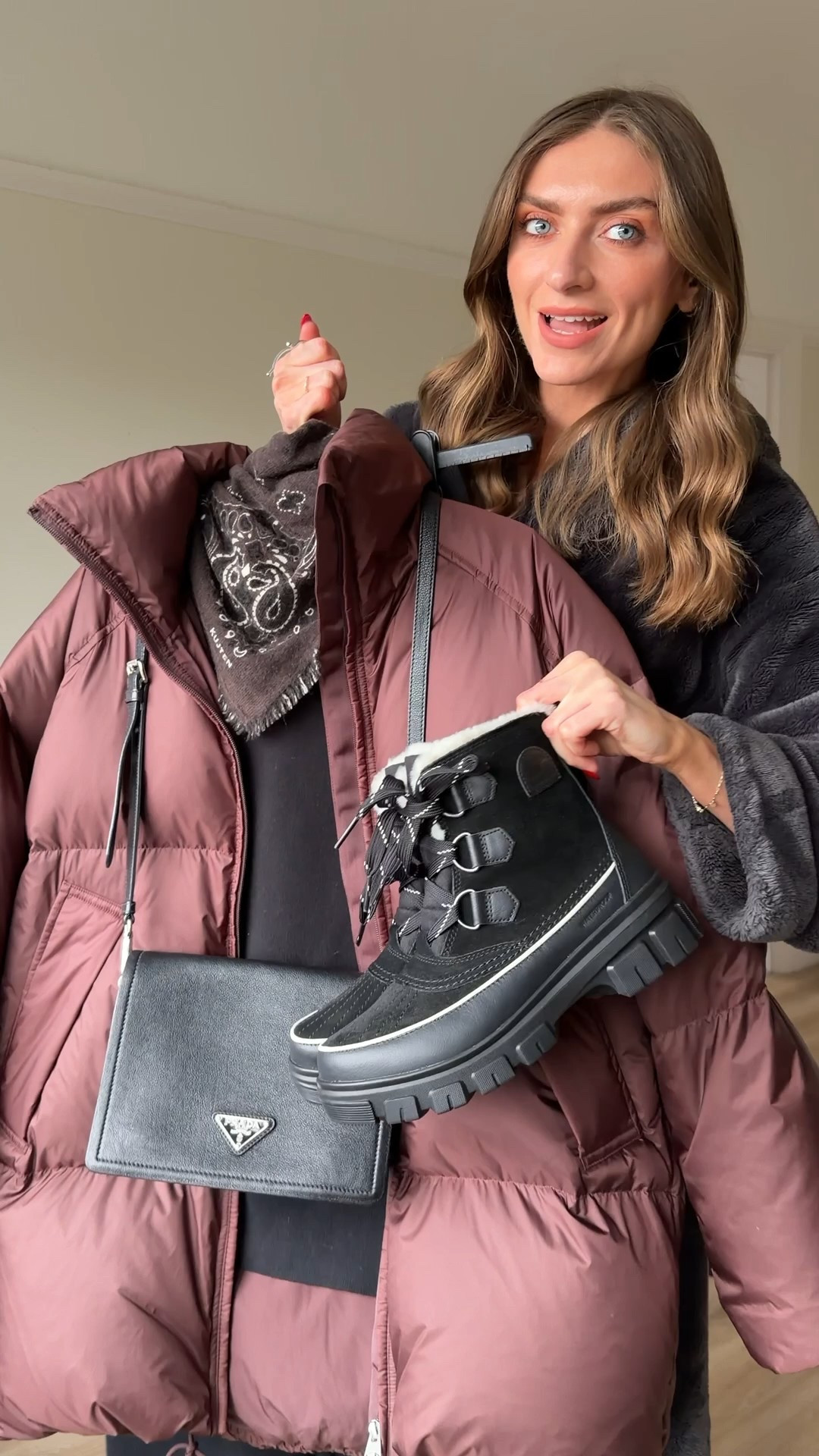 Get ready with me for the airport! I’m off on a winter city break

Wearing a small in the Uniqlo black jumper
Small in the matching knitted trousers, I’m 5ft 6
Small in the Uniqlo long sleeve white t-shirt
Kujten cashmere neck scarf
Zara brown faux fur hat
Arket down puffer coat
Prada black leather bag, bought at Bicester Village a few years ago so I can’t link
Sorel Torino snow boots



Airport outfit, loungewear, winter city break 

#LTKfestive #LTKwinter #LTKuk