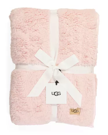 Pink store ugg blanket