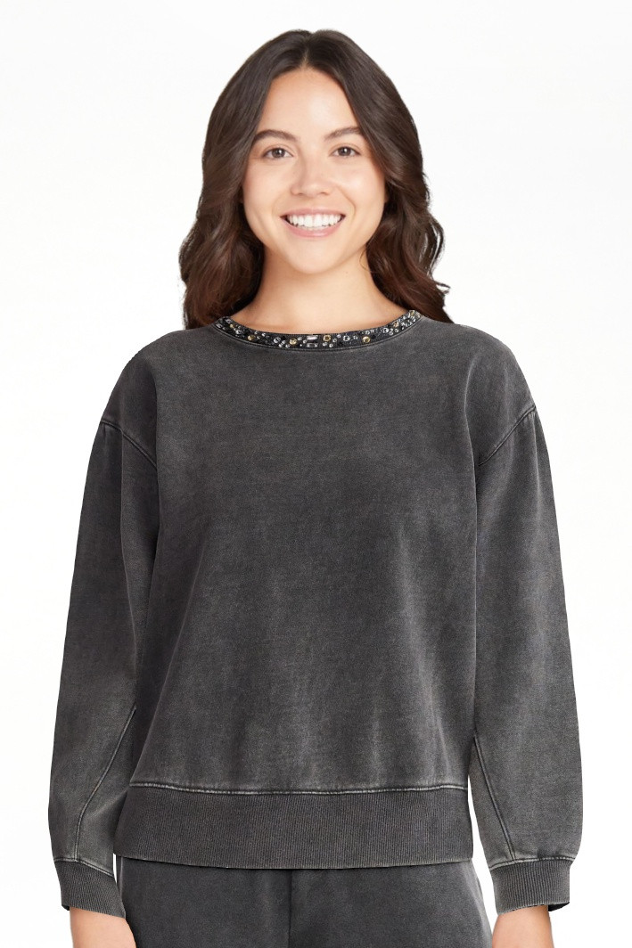Scoop Women’s and Women's Plus Mineral Washed Rhinestone Crewneck Sweatshirt, Sizes XS-4X - Wal... | Walmart (US)
