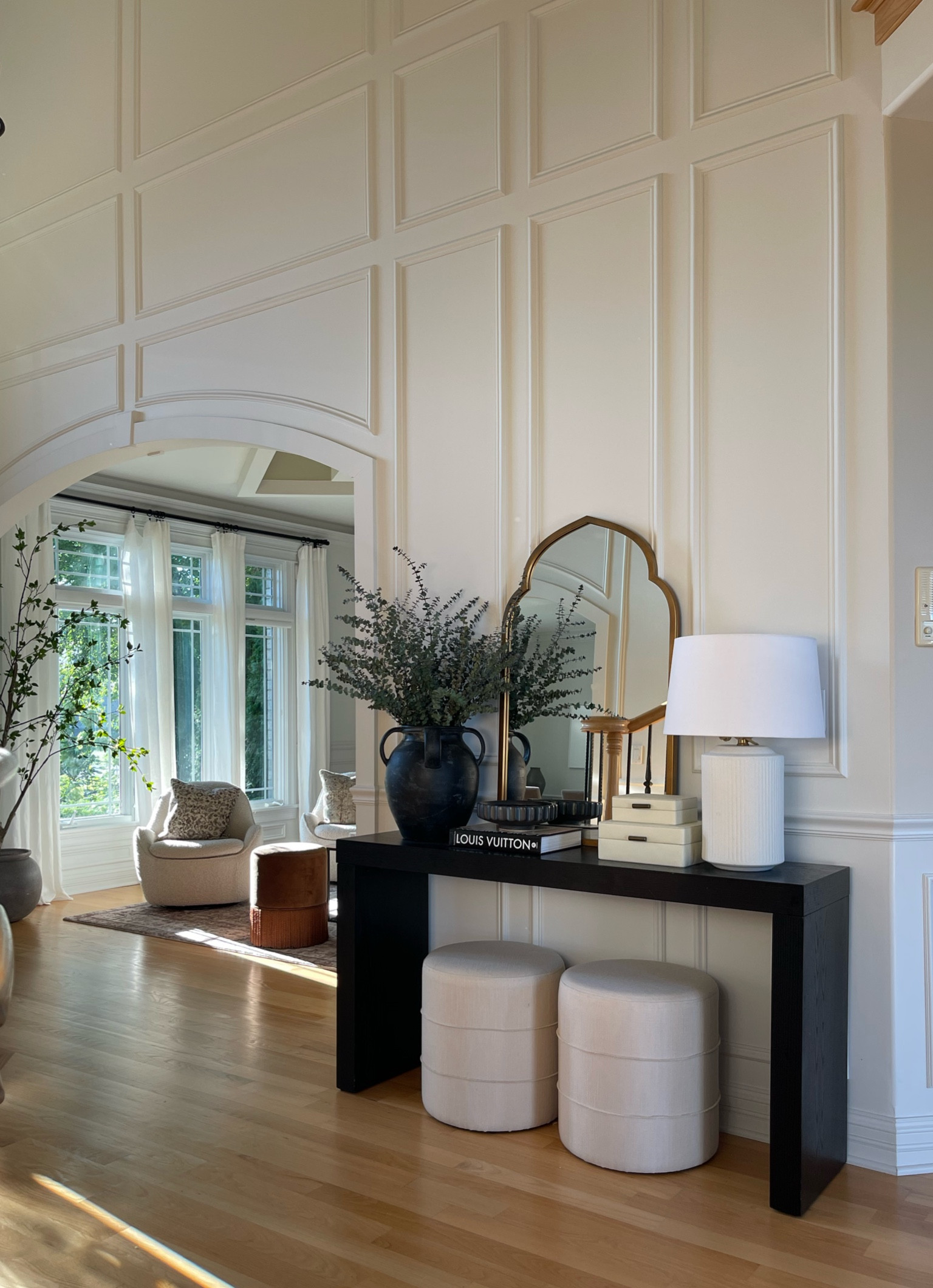 Entryway table styled! 



#LTKstyletip #LTKsalealert #LTKhome