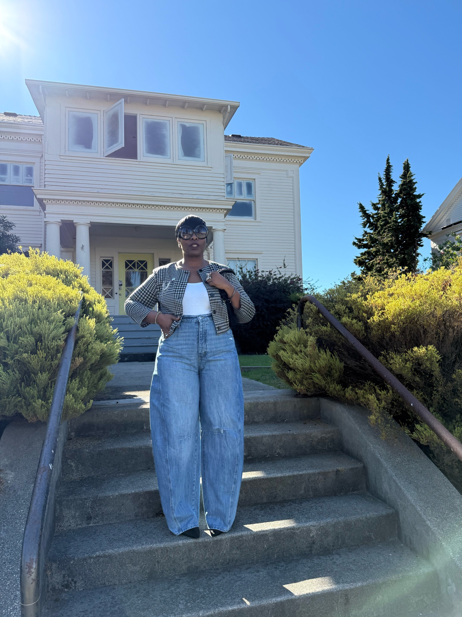 Cropped jackets and balloon jeans

#LTKFindsUnder100 #LTKStyleTip #LTKSeasonal