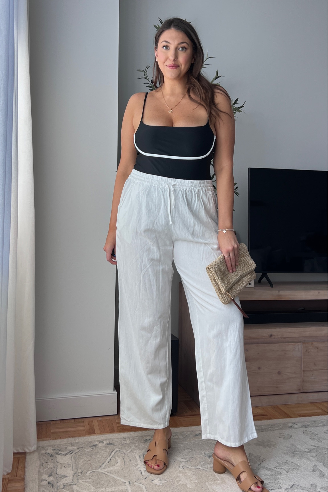 Sexy one piece swimsuit on Amazon with high leg cut! Wearing with amazon linen pants 


Amazon vacation outfits | amazon vacation | amazon vacation dresses | resort wear | resort outfits | resort wear 2024 | resort vacation outfits  | vacation outfits amazon 

#LTKfindsunder100 #LTKmidsize #LTKtravel