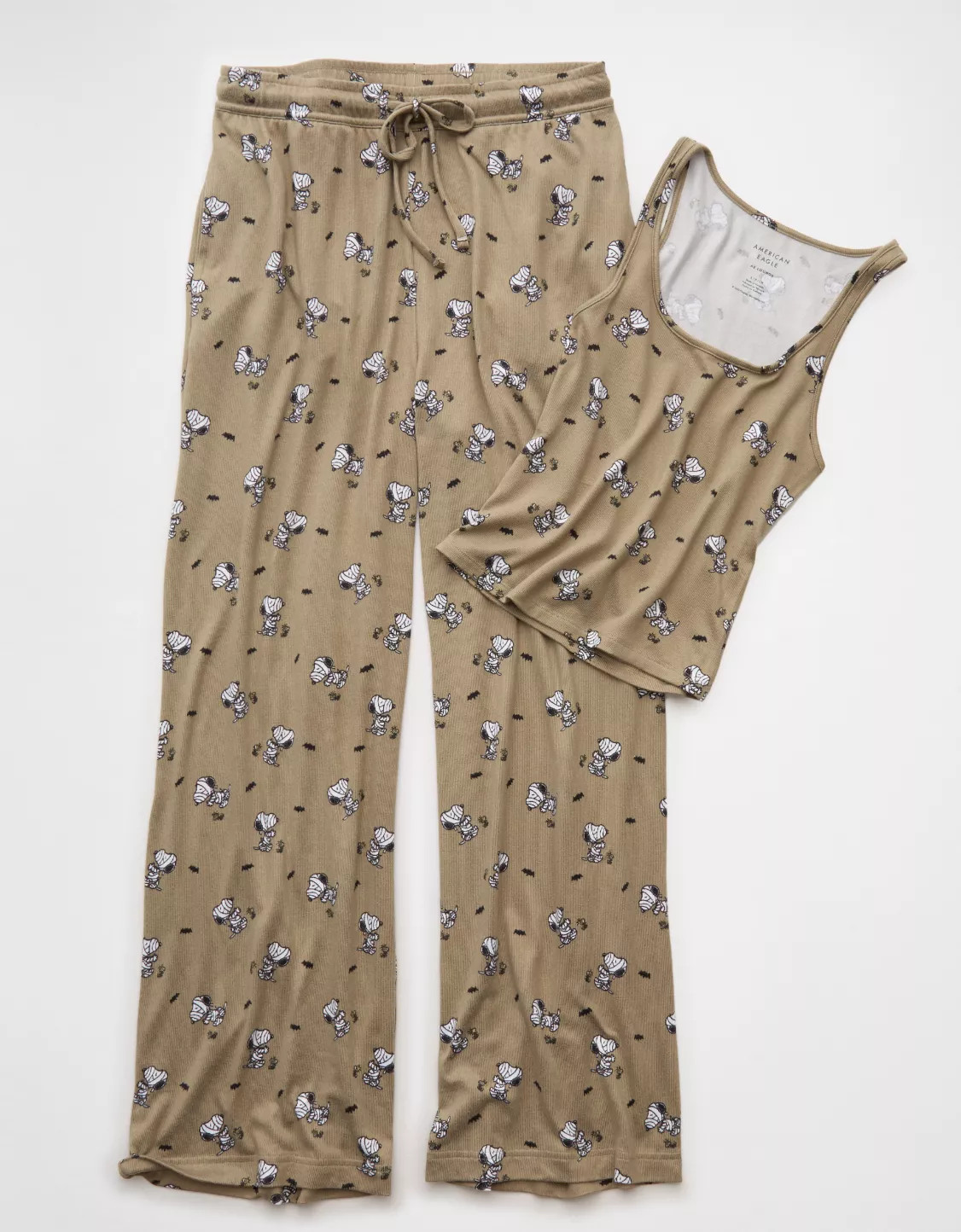 AE Luxe Plush Snoopy Halloween Tank Top & Pant PJ Set | American Eagle Outfitters (US & CA)
