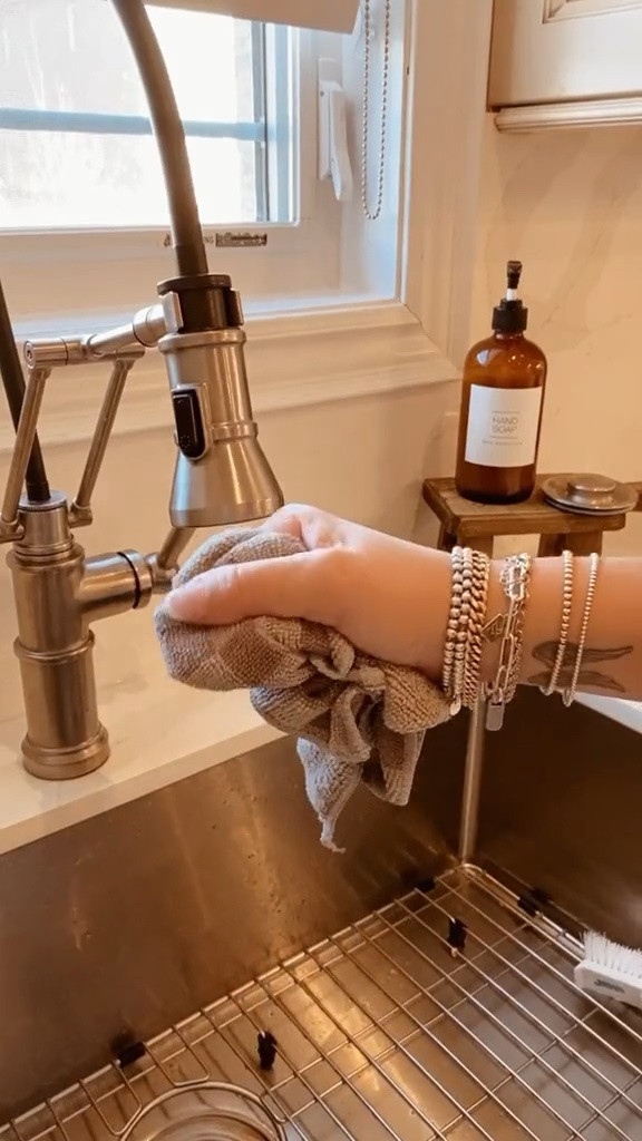Cleaning hacks
Amazon finds
Home hacks 
Trending

#LTKhome