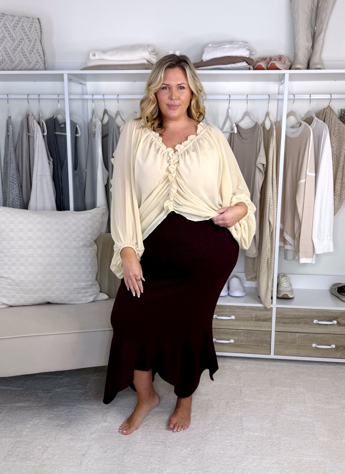 June and vie try on!! Wearing a size 18/20! Plus size, fall fashion, outfit inspo, mom life, apron belly