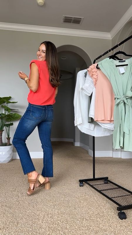 Spring and summer arrivals!! Perfect for the whole season and even good for workwear ✨
Use code: HOLLY10 for 10% off 

Gibsonlook  workwear  jeans  blouses  spring style  summer outfit finds  heels  everyday style  workwear 

#LTKstyletip #LTKshoecrush #LTKworkwear