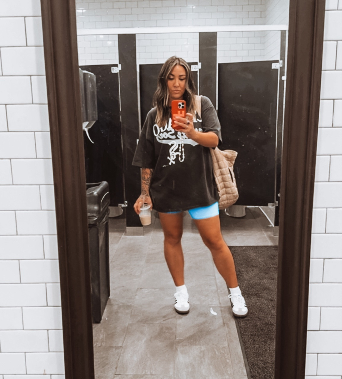 Vintage Tees forevs 

#LTKShoeCrush #LTKMidsize #LTKStyleTip