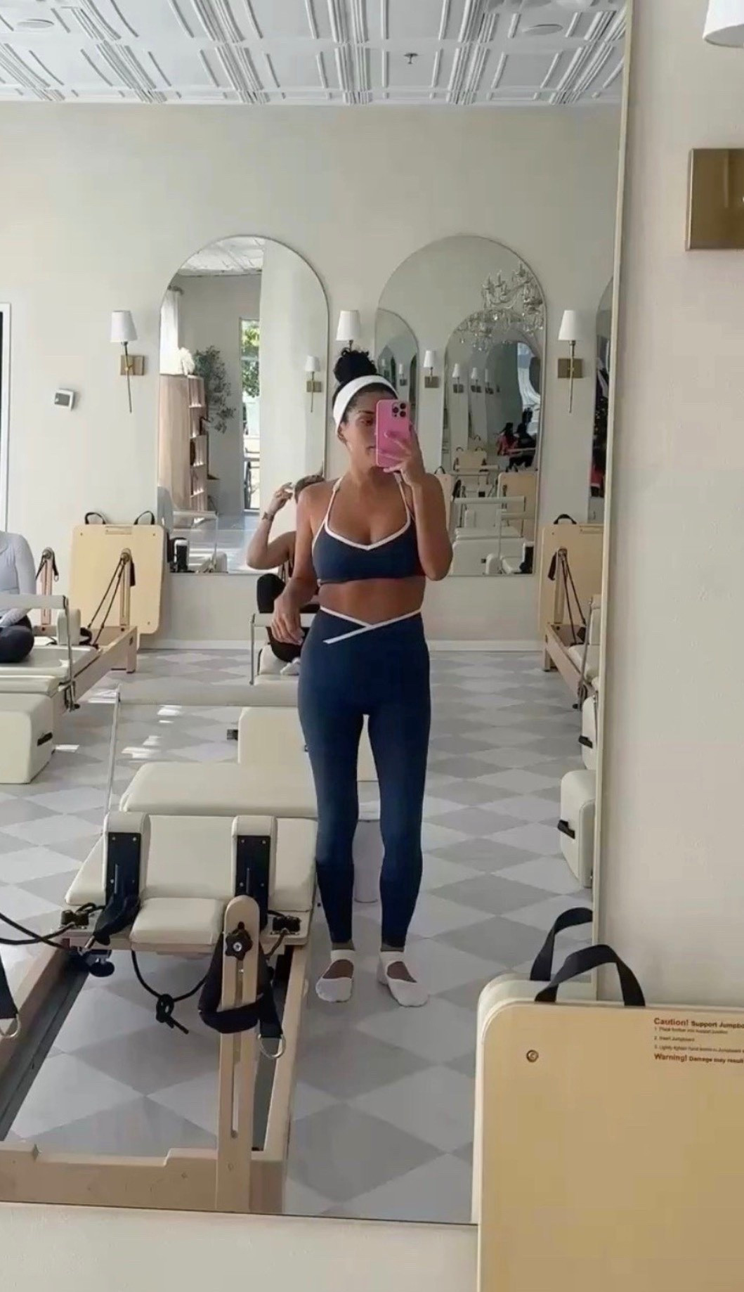 pilates, a cute set, and pretending I’m not counting down the minutes until coffee after class 🤍✨ movement always feels better when the outfit is this good.

#pilatesgirl #workoutstyle #activewear #pilateslife #wellnessjourney #fitnessstyle #matchingset #gymoutfit #movementmatters #wellnessvibes

#LTKdayinmylife #LTKootd #LTKfitnessgoals