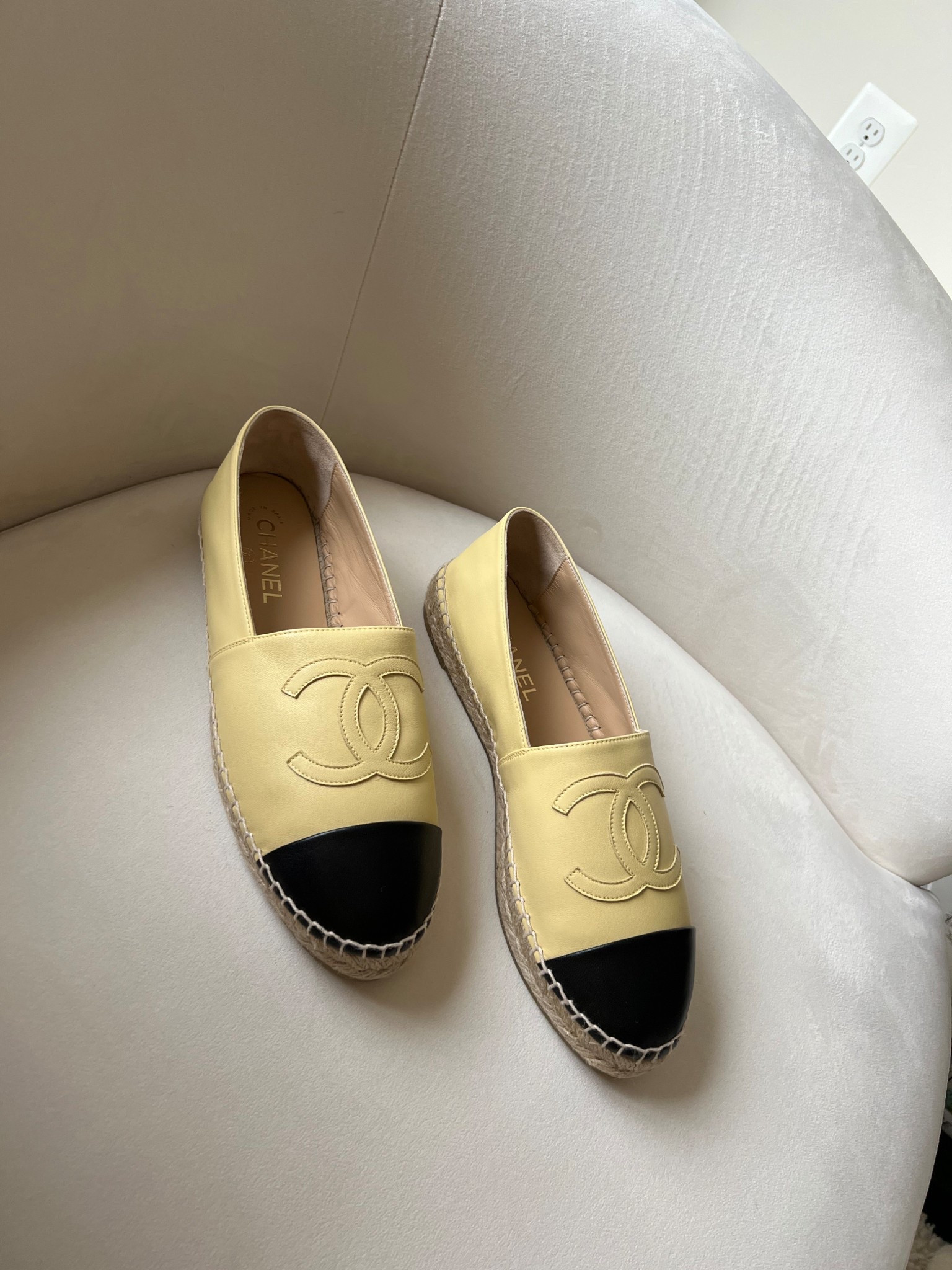 I bought these 2 years ago and they’re still my favorites 

#LTKSaleAlert #LTKSeasonal