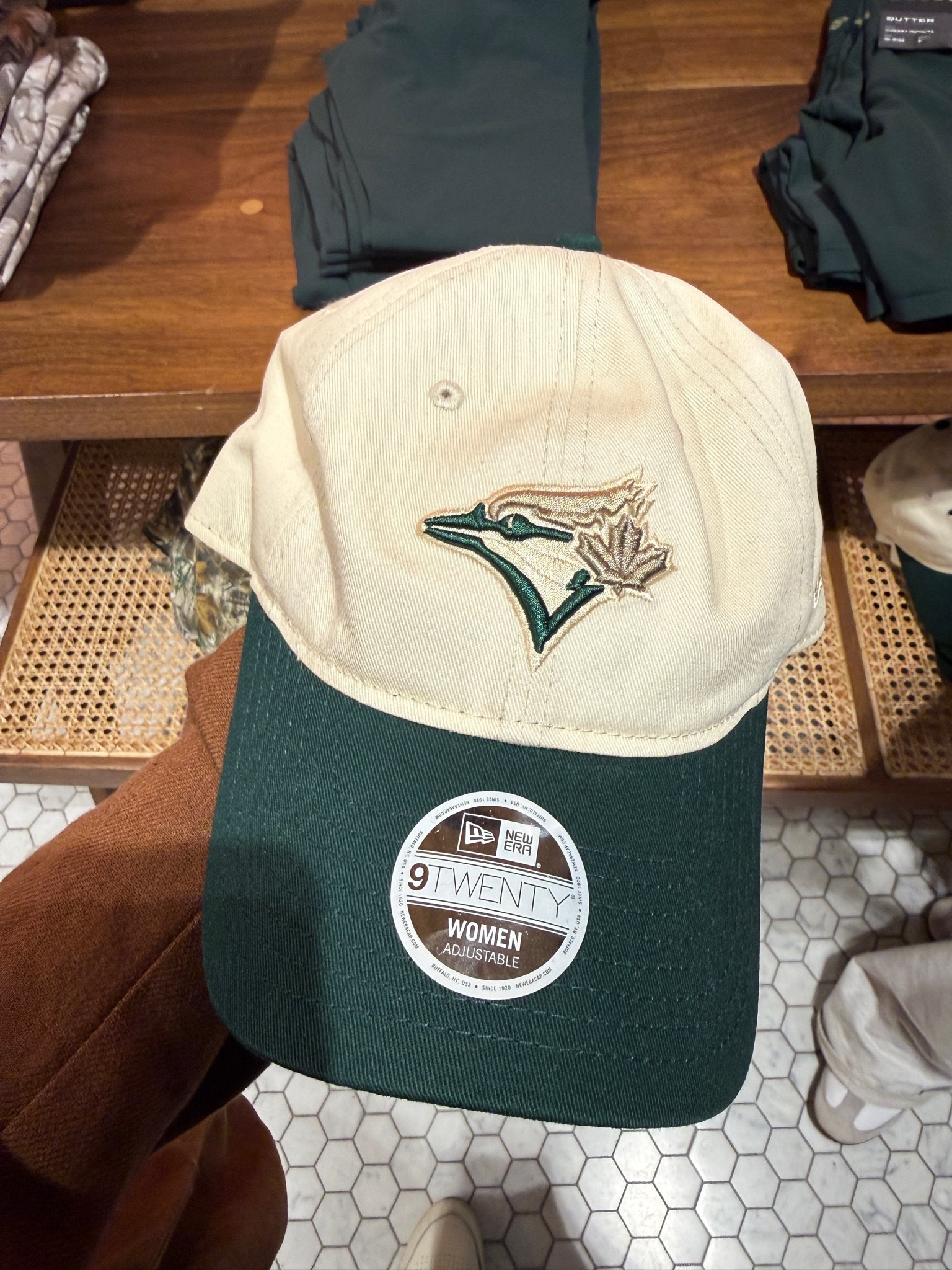 Aritzia x MLB Blue Jays hat

#LTKcanada #LTKgiftguide #LTKdatenight