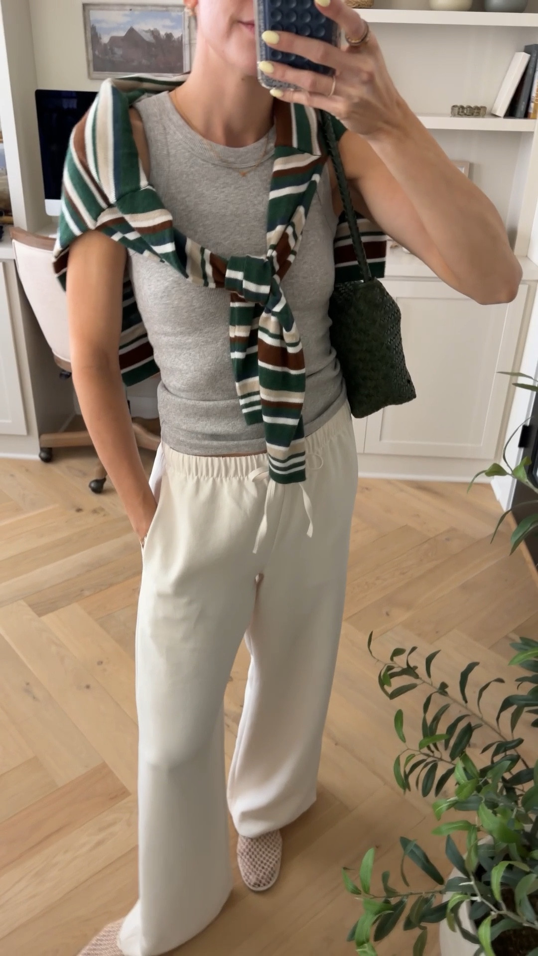 Grey high neck tank: sized down (XS) 
Pants: tts (S regular) 
Mesh flats: size down 1 whole size (fair warning, my pair slips off my right foot for some reason sometimes!)

Lodge pants outfit / spring outfit ideas / casual chic outfits spring / green woven handbag 

#LTKSeasonal #LTKSaleAlert #LTKootd