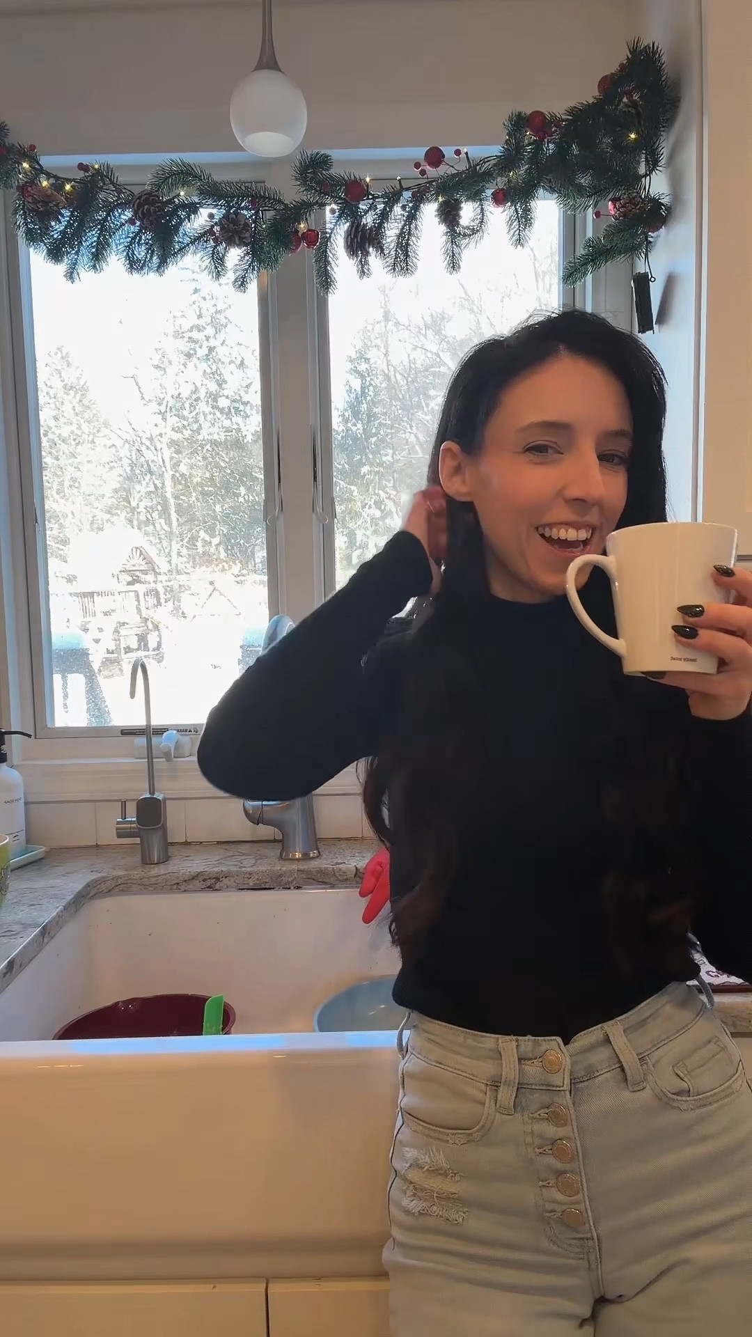 Did I use a mix? Yes. Were they good? Also yes 😂✨ #fyp #sugarcookies #holidaybaking 

#LTKHoliday #LTKfoodie #LTKFindsUnder50