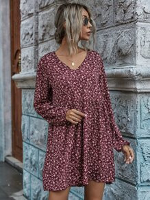 V-neck Ditsy Floral Smock Dress | SHEIN
