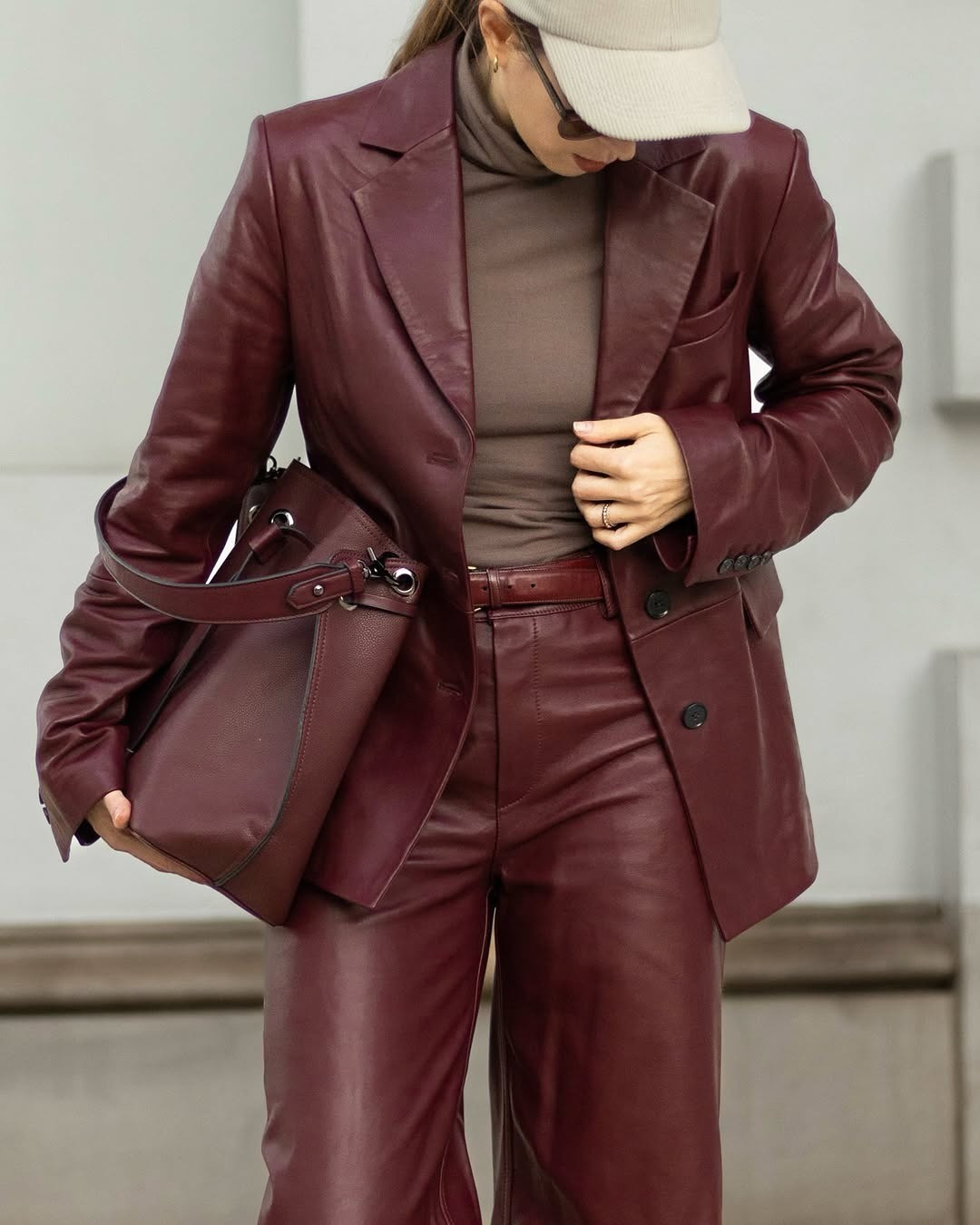 Effortless NYC chic. Shop the look. #NewYorkStyle #WomenFashion #NYCStyle #EffortlessChic

#LTKSaleAlert #LTKStyleTip #LTKMidsize