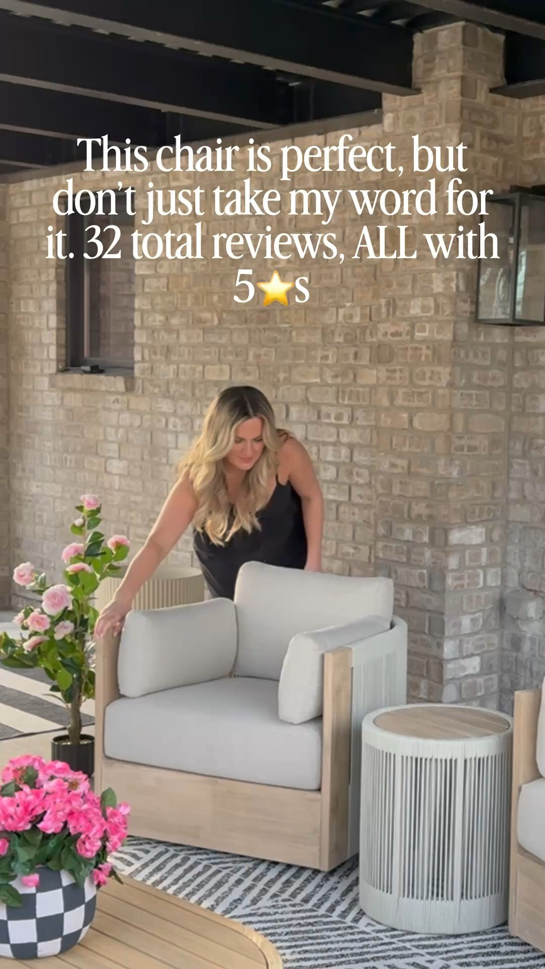 #Ad @Wayfair This high quality outdoor swivel chair is highly rated for so many reasons. Sturdy frame with strongly sealed wood that doesn’t chip, comfortable seat cushions, and a beautiful rounded design with rope details 😍. #Wayfair #WayfairPartner #outdoor #wishyouwerehere