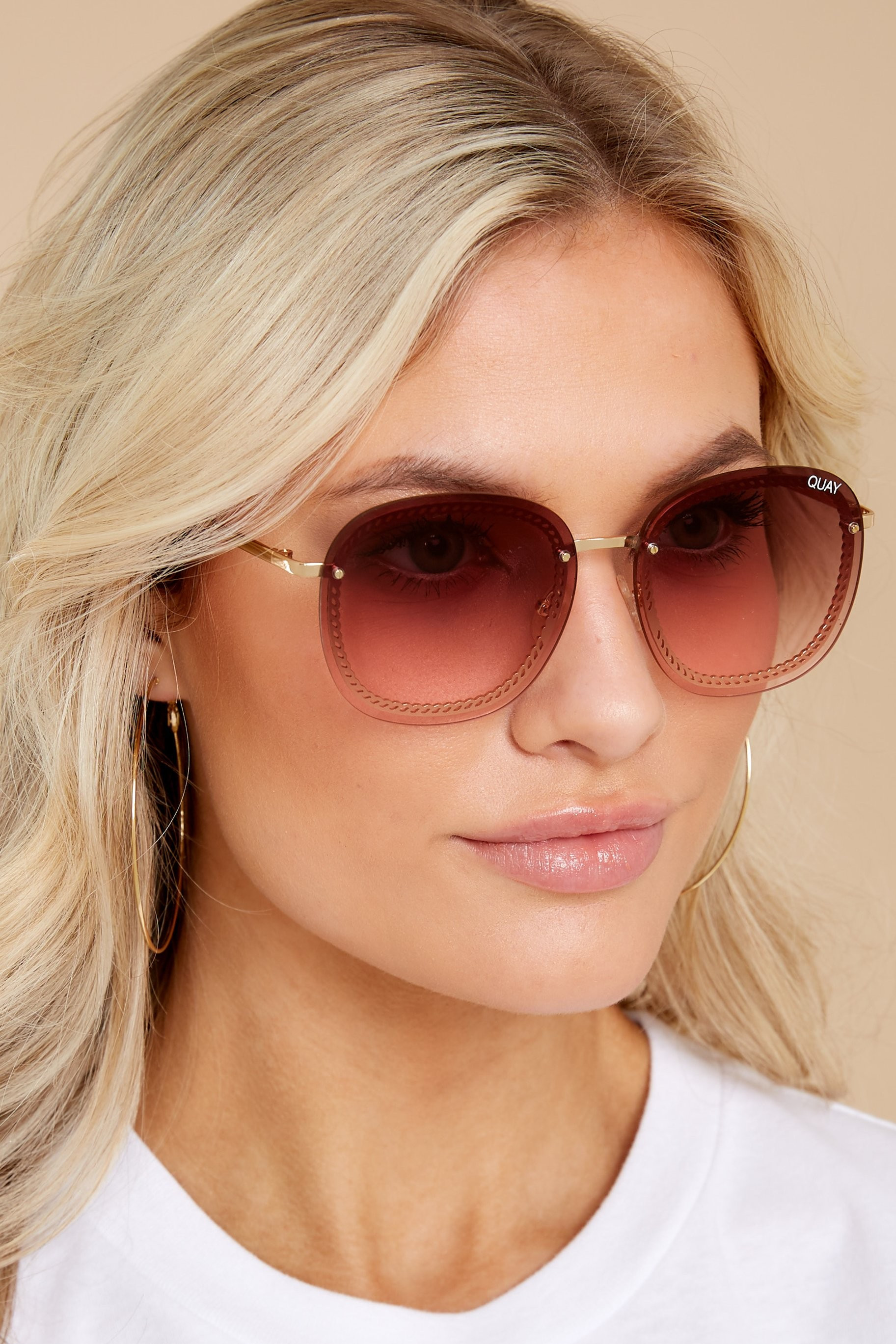 Jezabell Chain Gold Pink Sunglasses | Red Dress 