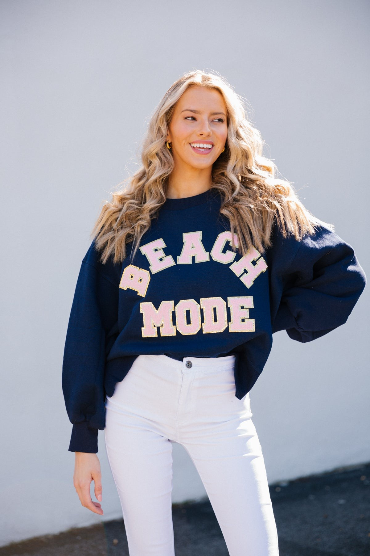 BEACH MODE NAVY PULLOVER | Judith March