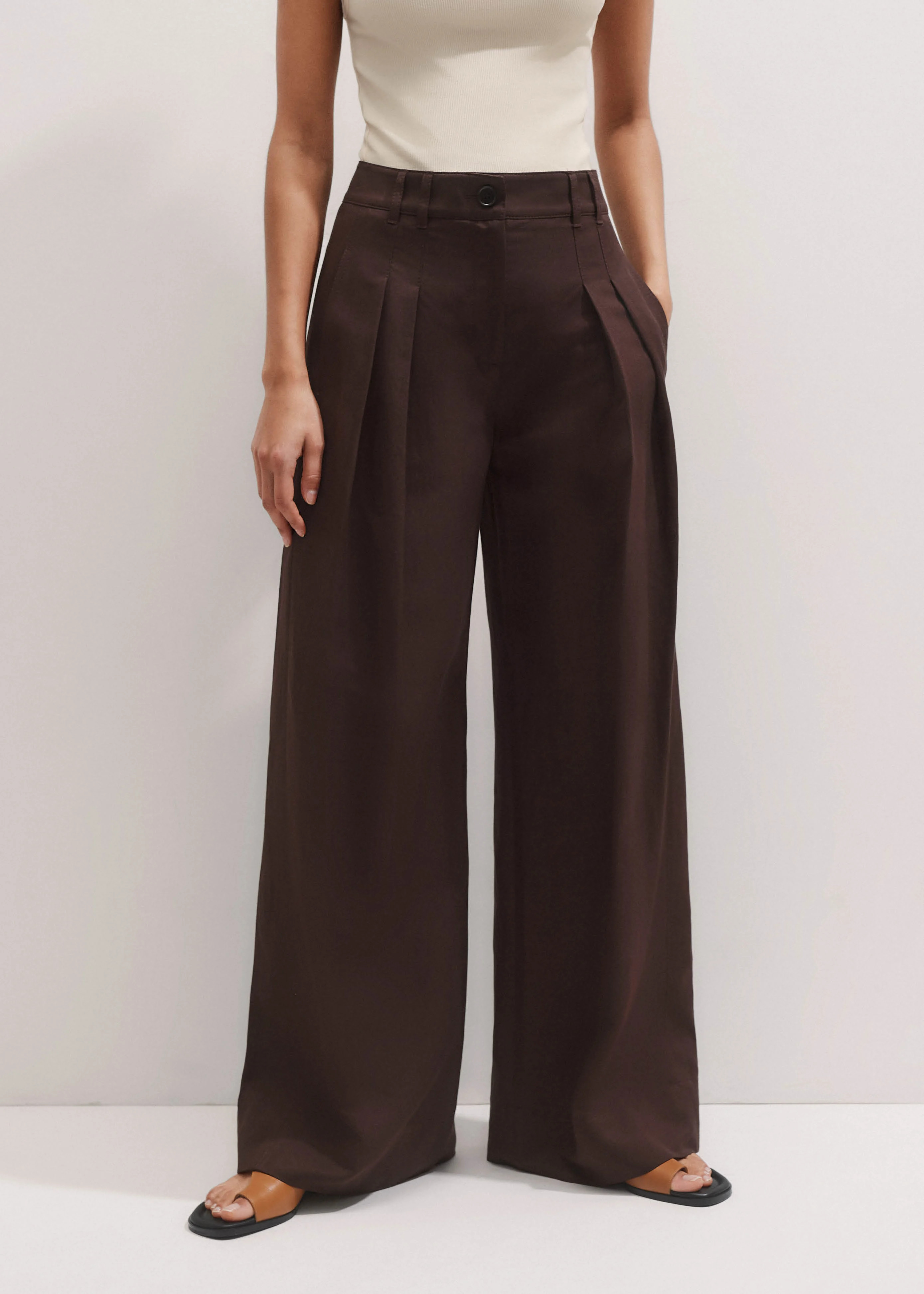 Women's Brown Wide-Leg Pleat Pant | ME+EM | ME+EM US