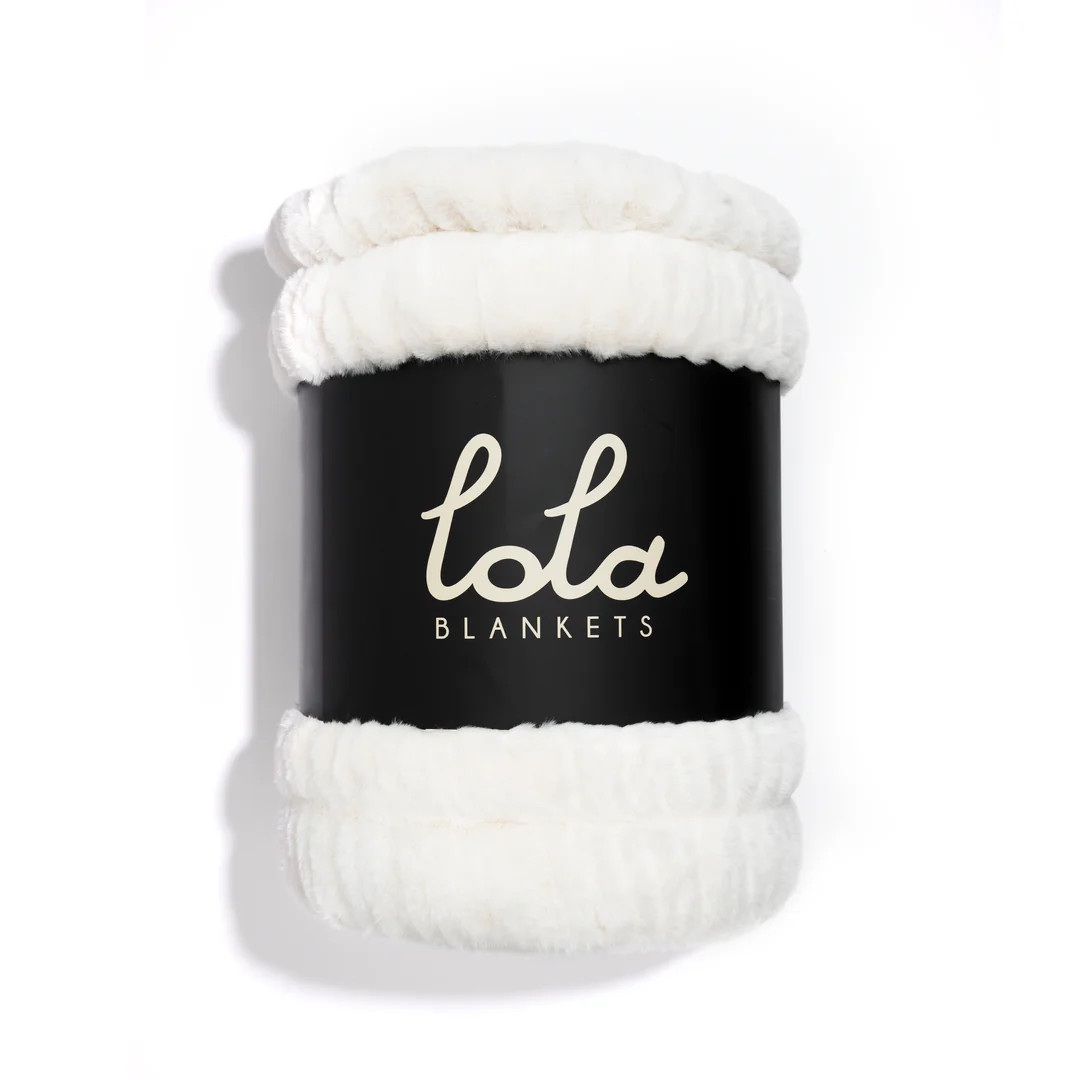 Creamy Cloud | Lola Blankets